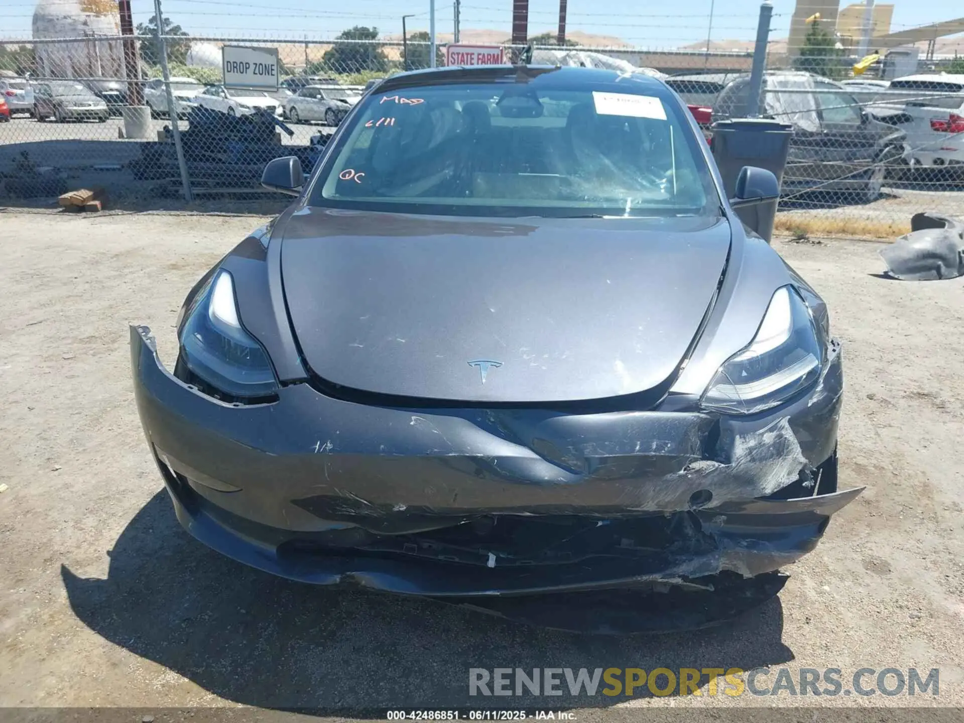 12 fotografías del automóvil dañado 5YJ3E1EA2PF639384 TESLA MODEL 3 2023