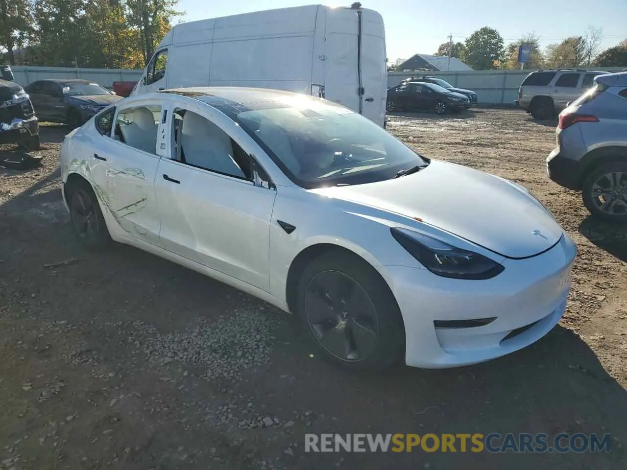 4 fotografías del automóvil dañado 5YJ3E1EA2PF642186 TESLA MODEL 3 2023