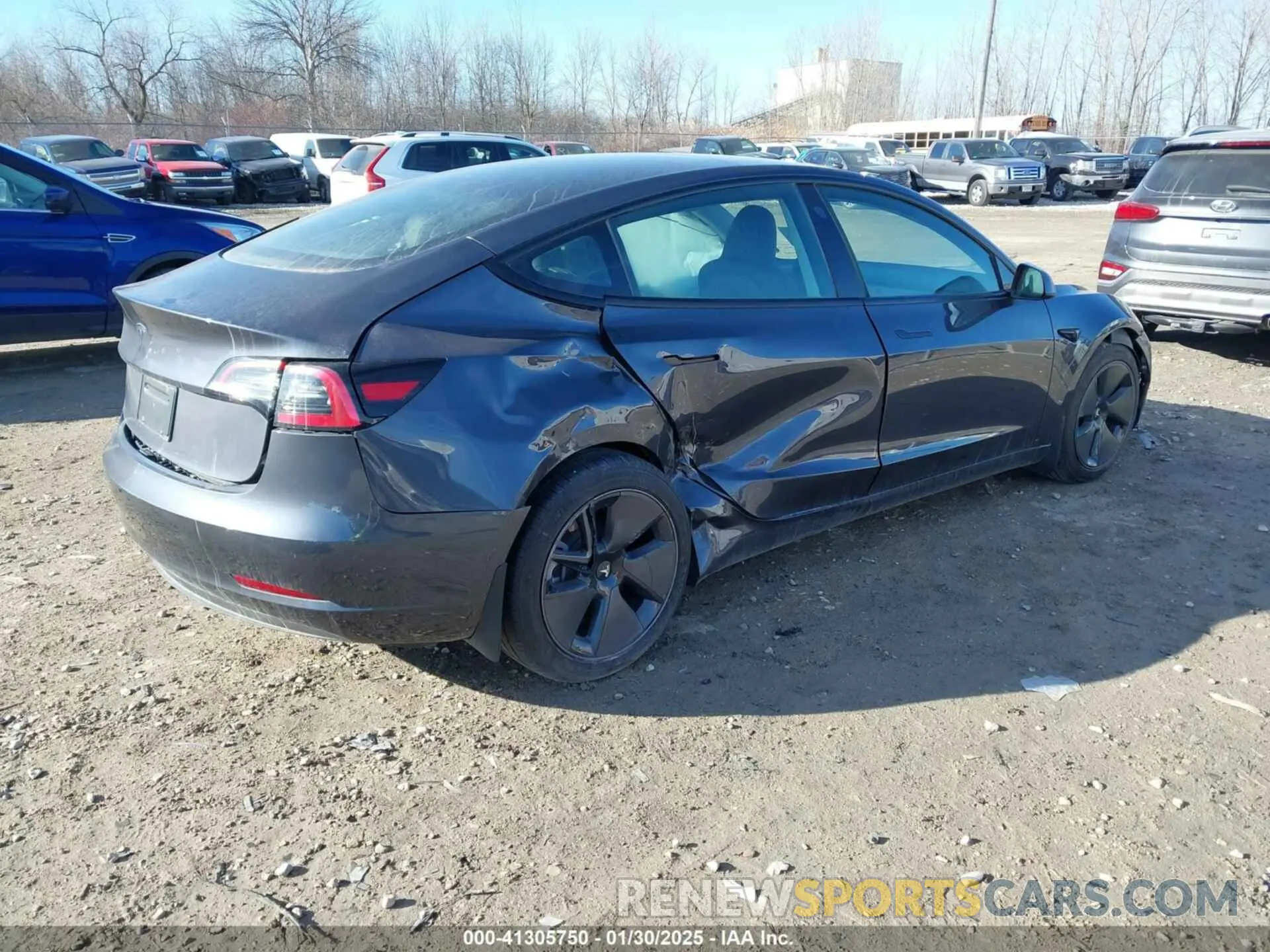 4 fotografías del automóvil dañado 5YJ3E1EA2PF644021 TESLA MODEL 3 2023