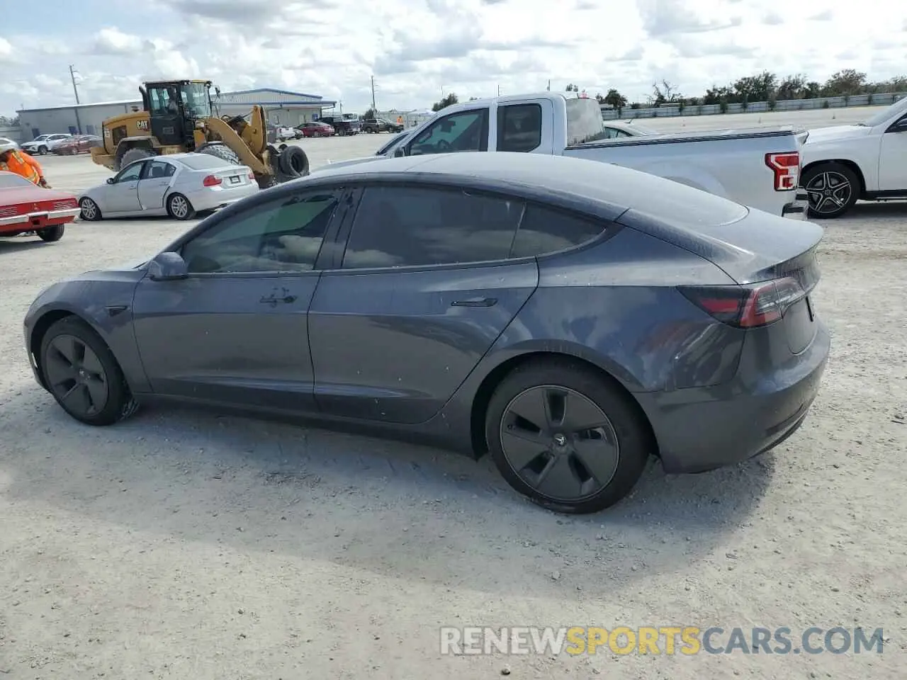 2 fotografías del automóvil dañado 5YJ3E1EA2PF646156 TESLA MODEL 3 2023
