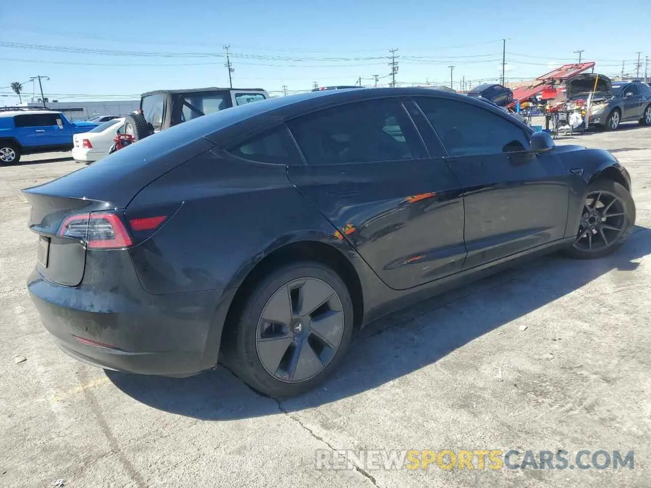 3 fotografías del automóvil dañado 5YJ3E1EA2PF680484 TESLA MODEL 3 2023