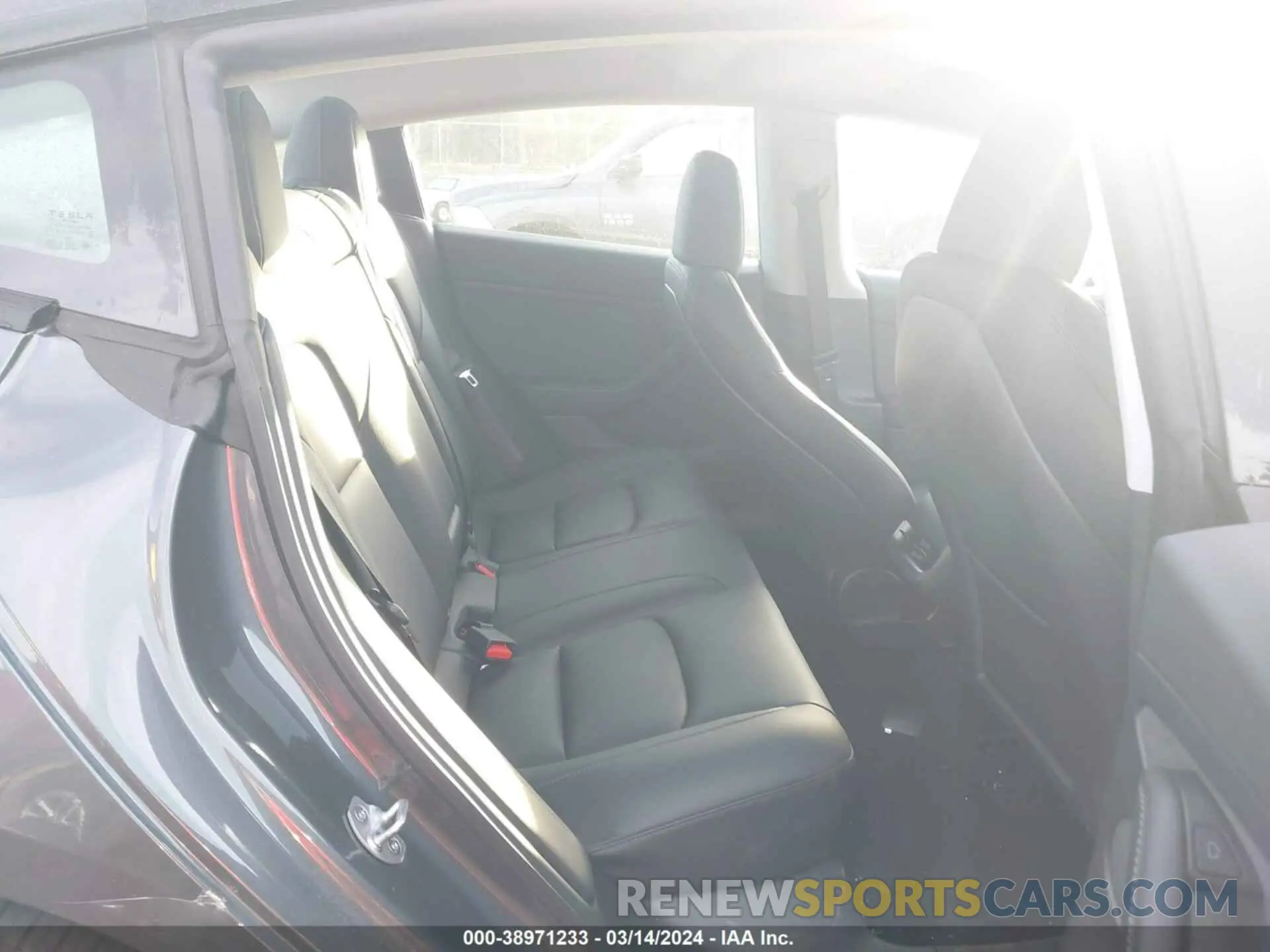 8 fotografías del automóvil dañado 5YJ3E1EA2PF684034 TESLA MODEL 3 2023
