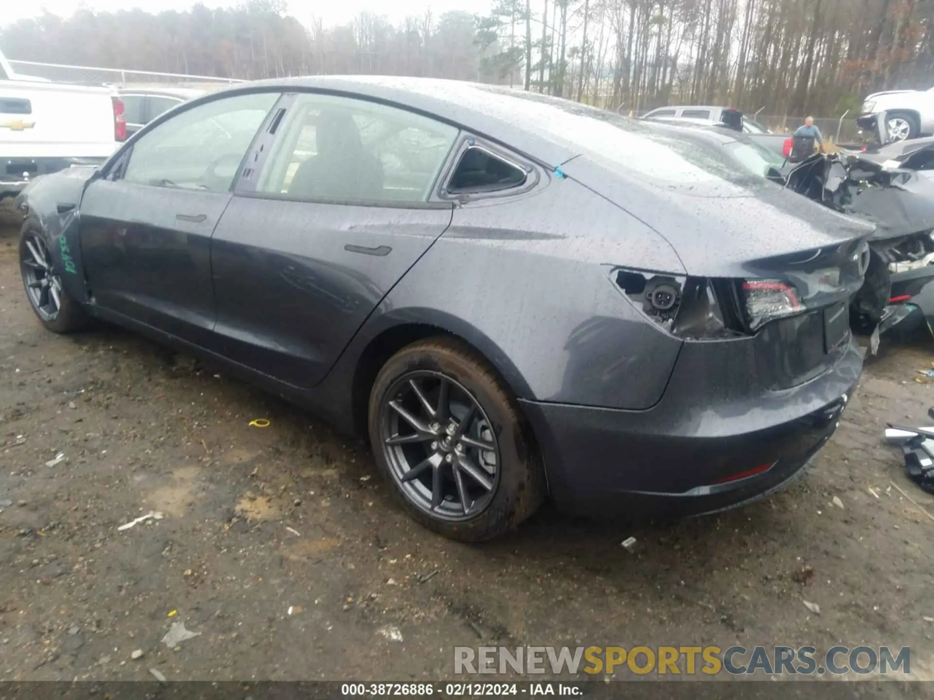 3 fotografías del automóvil dañado 5YJ3E1EA2PF685636 TESLA MODEL 3 2023