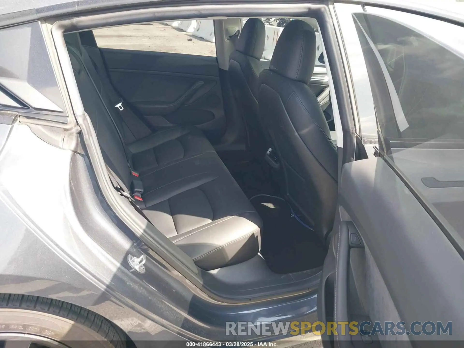 8 fotografías del automóvil dañado 5YJ3E1EA2PF707893 TESLA MODEL 3 2023