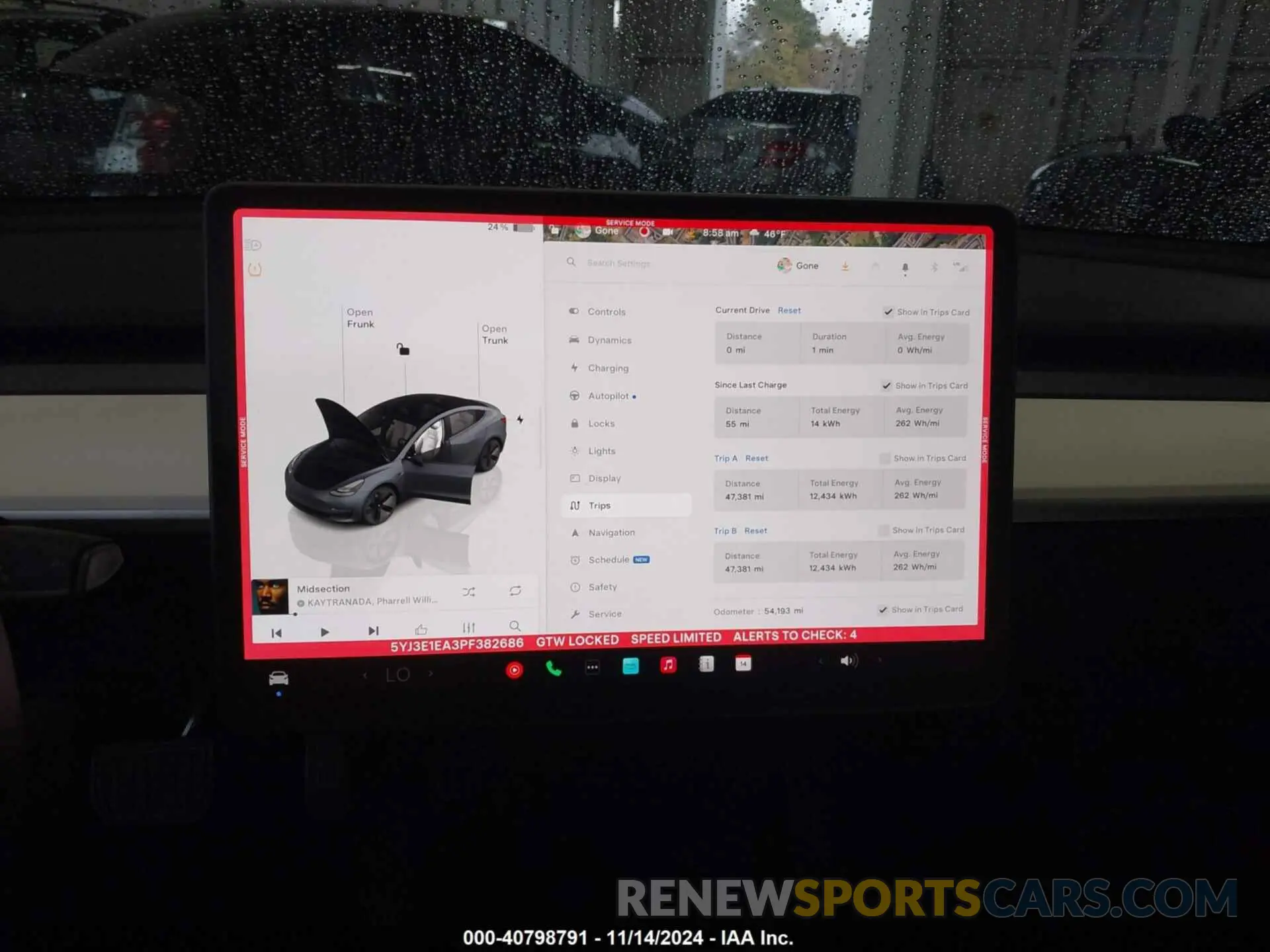 18 fotografías del automóvil dañado 5YJ3E1EA3PF382686 TESLA MODEL 3 2023