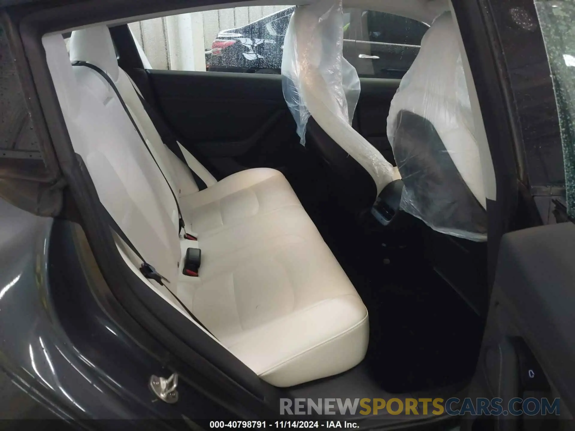 8 fotografías del automóvil dañado 5YJ3E1EA3PF382686 TESLA MODEL 3 2023