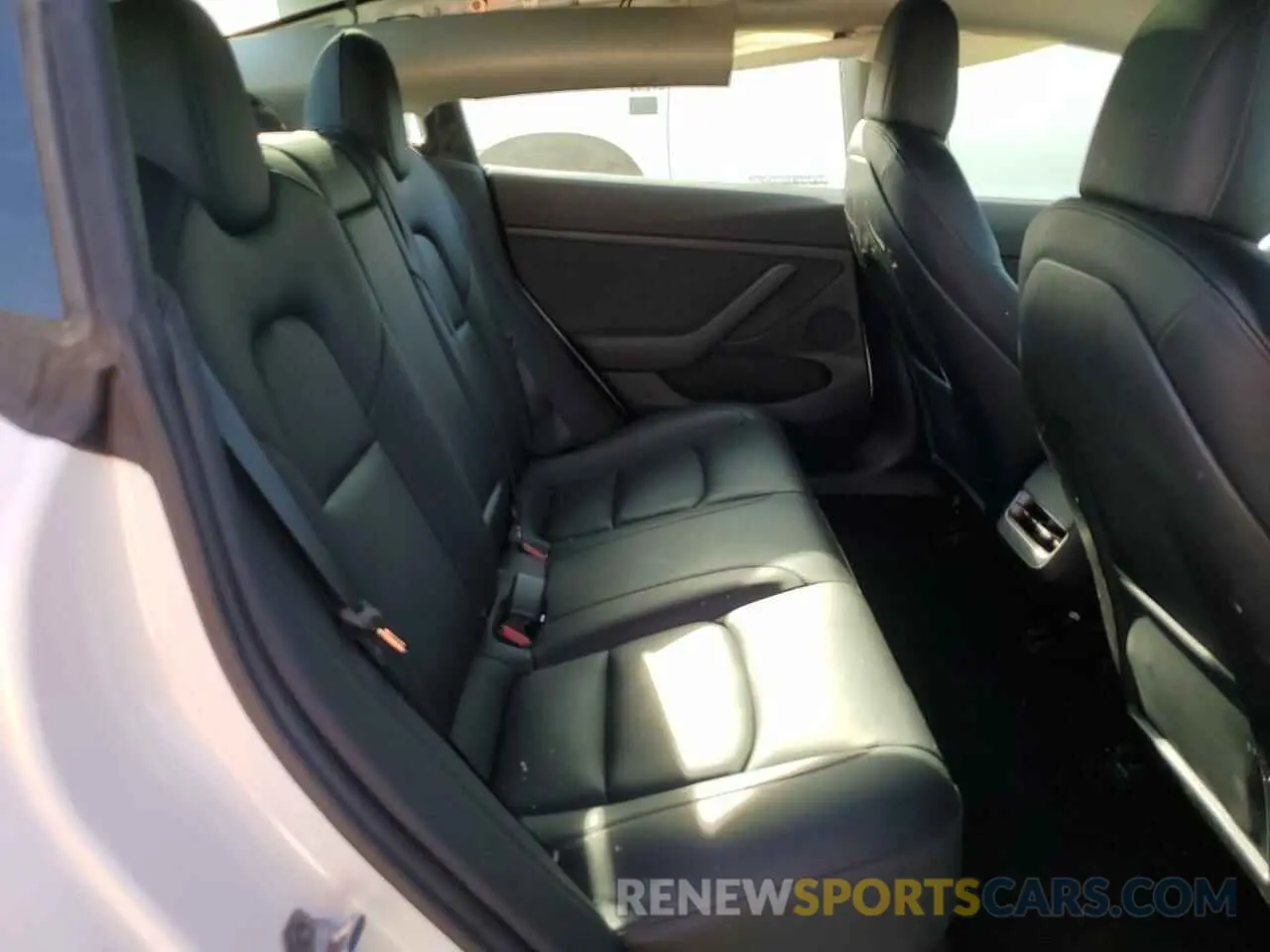 10 fotografías del automóvil dañado 5YJ3E1EA3PF383224 TESLA MODEL 3 2023
