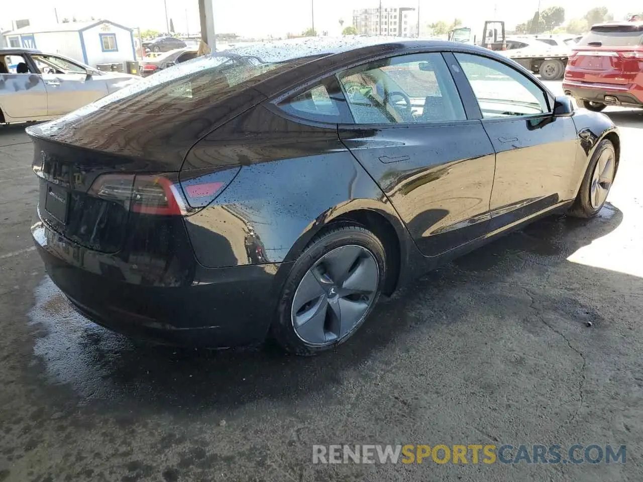 3 fotografías del automóvil dañado 5YJ3E1EA3PF385877 TESLA MODEL 3 2023