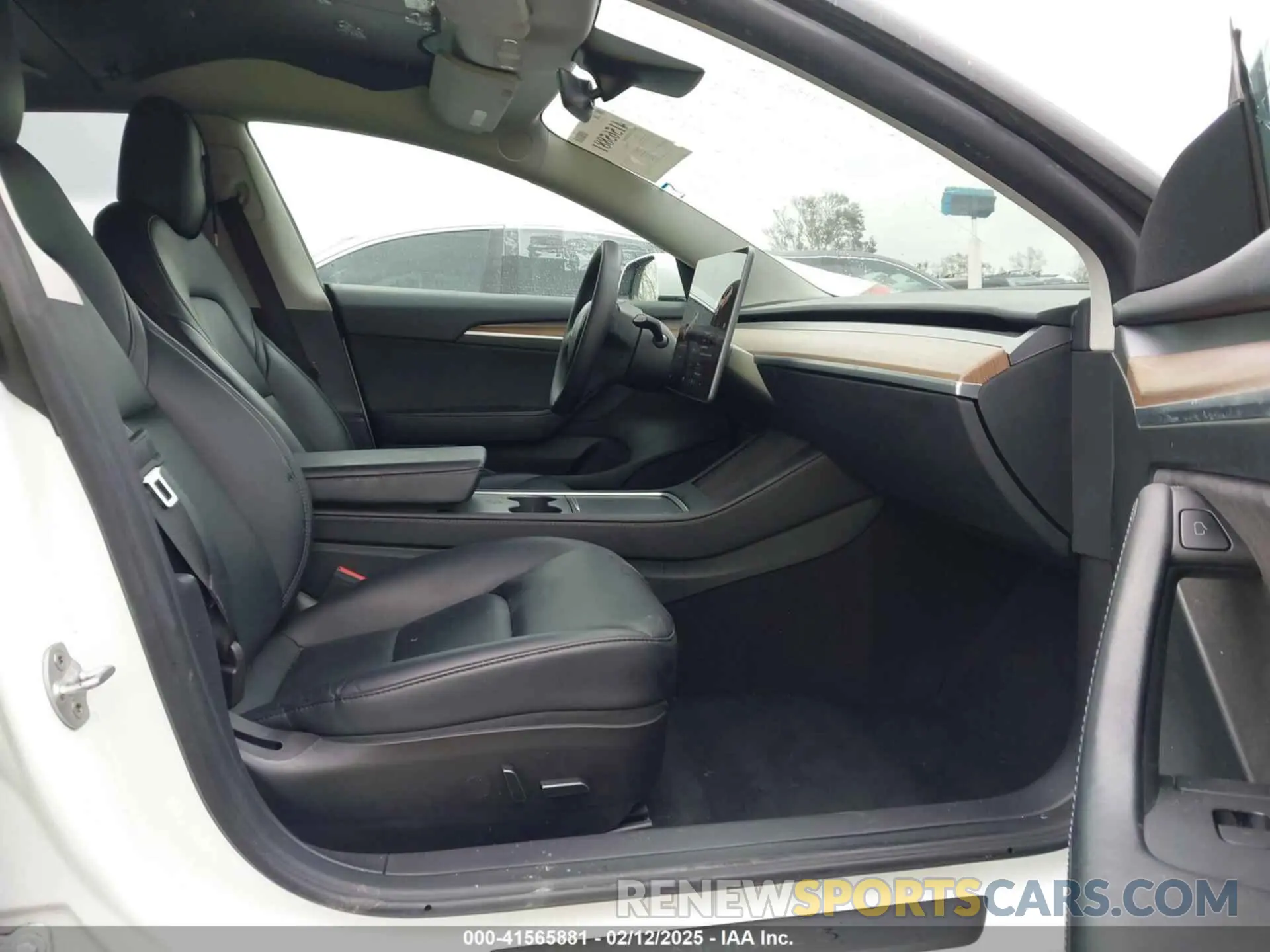 5 fotografías del automóvil dañado 5YJ3E1EA3PF401446 TESLA MODEL 3 2023