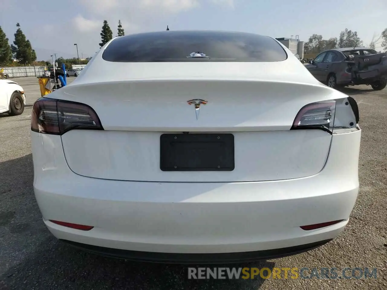 6 fotografías del automóvil dañado 5YJ3E1EA3PF409112 TESLA MODEL 3 2023
