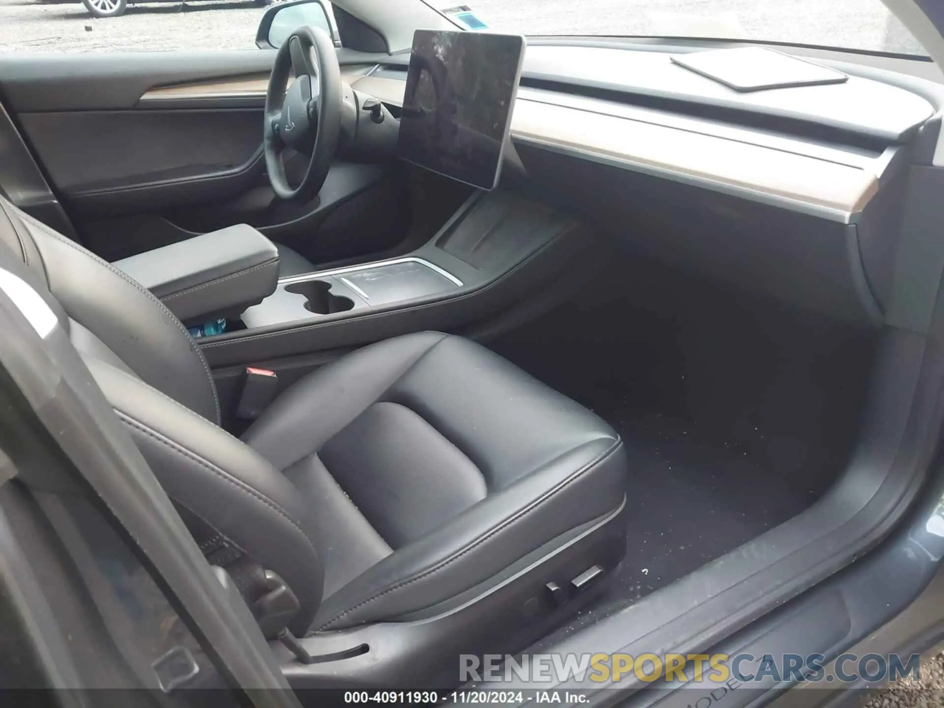 5 fotografías del automóvil dañado 5YJ3E1EA3PF446922 TESLA MODEL 3 2023