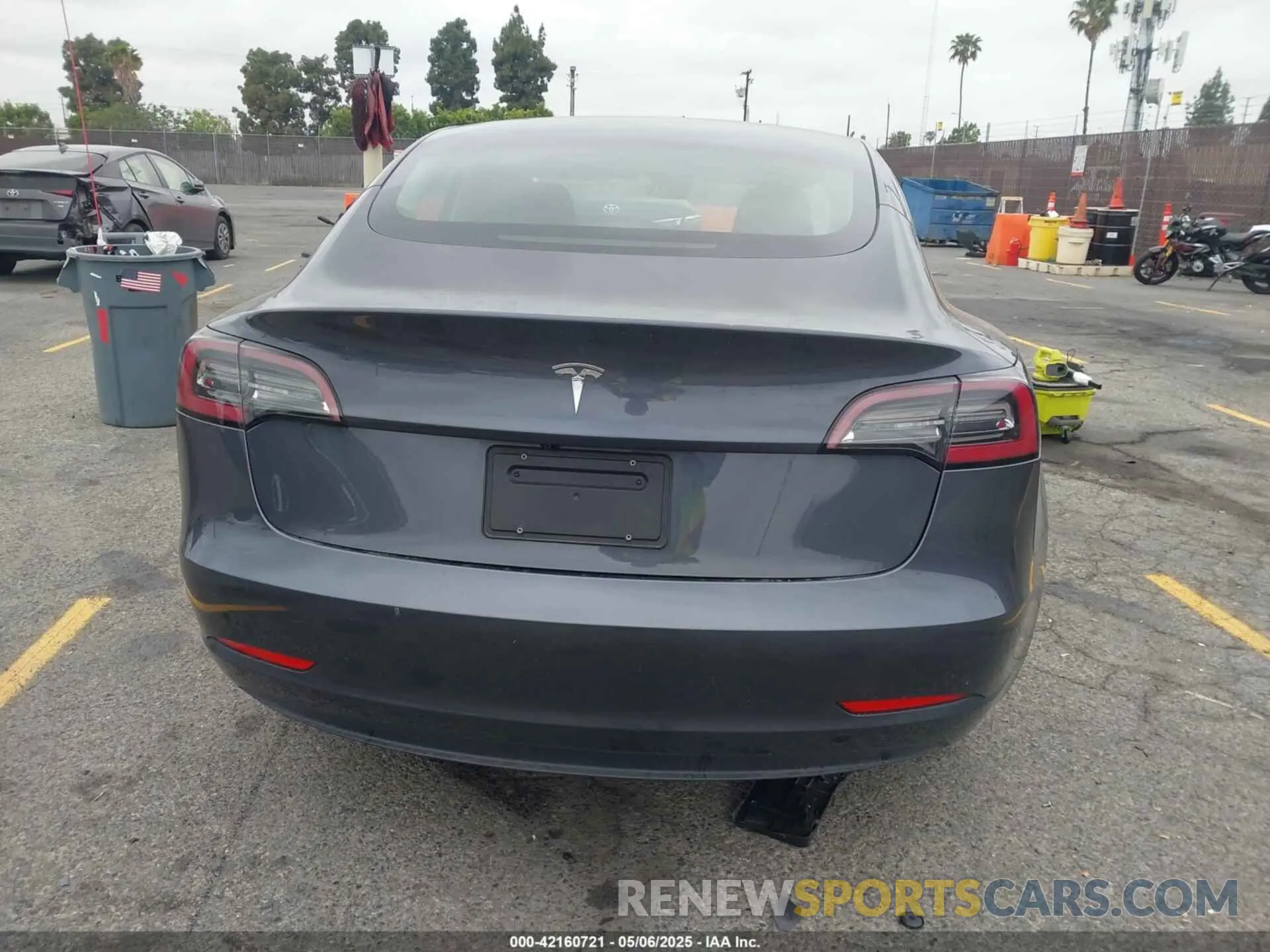 15 fotografías del automóvil dañado 5YJ3E1EA3PF463686 TESLA MODEL 3 2023