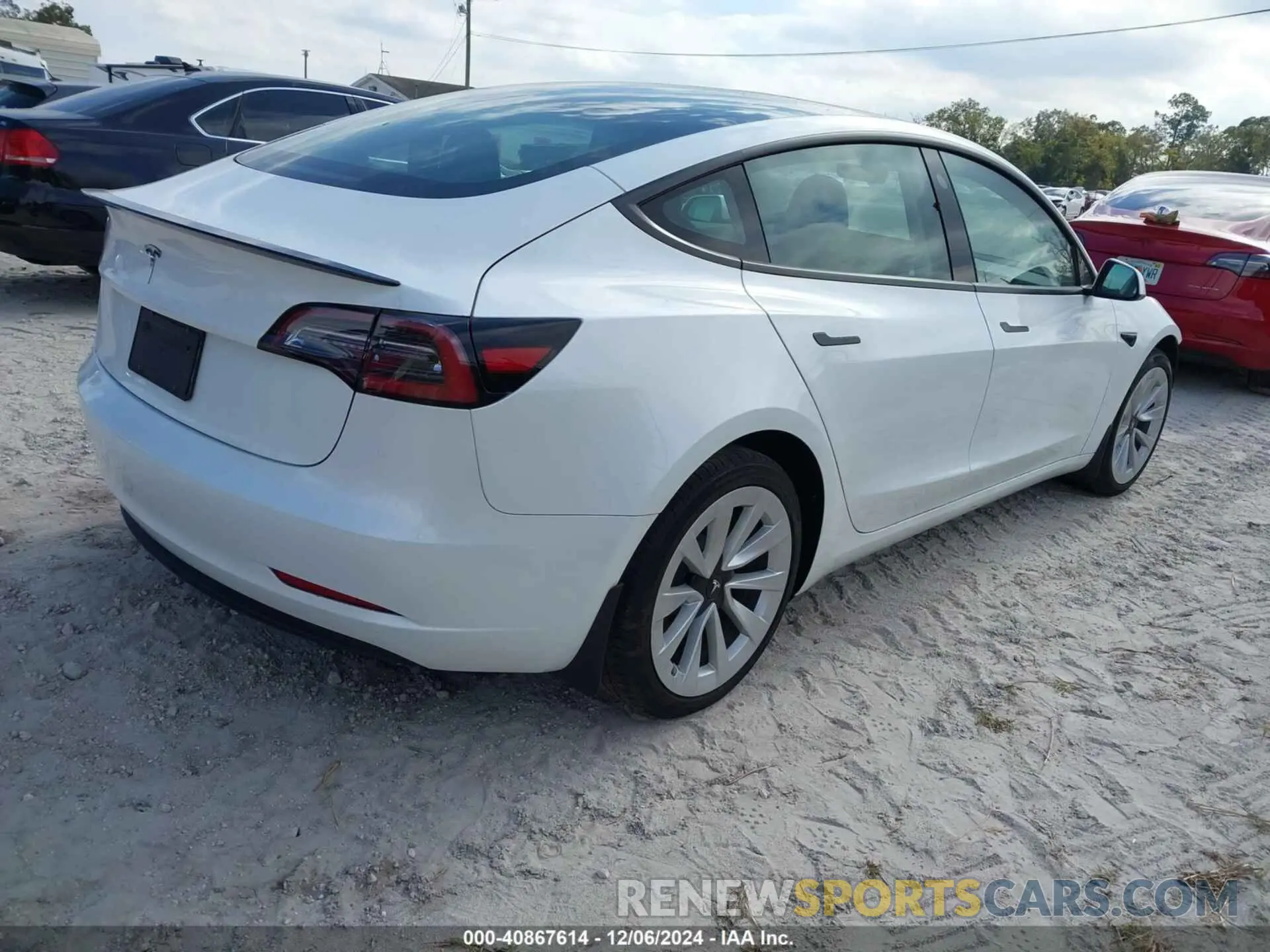 4 fotografías del automóvil dañado 5YJ3E1EA3PF493822 TESLA MODEL 3 2023