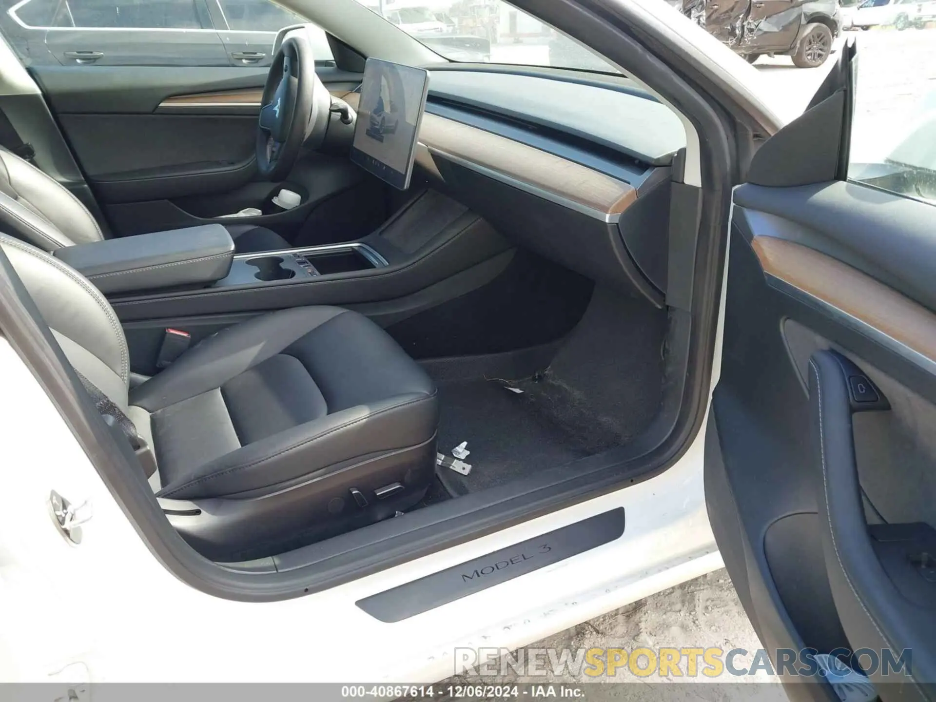 5 fotografías del automóvil dañado 5YJ3E1EA3PF493822 TESLA MODEL 3 2023
