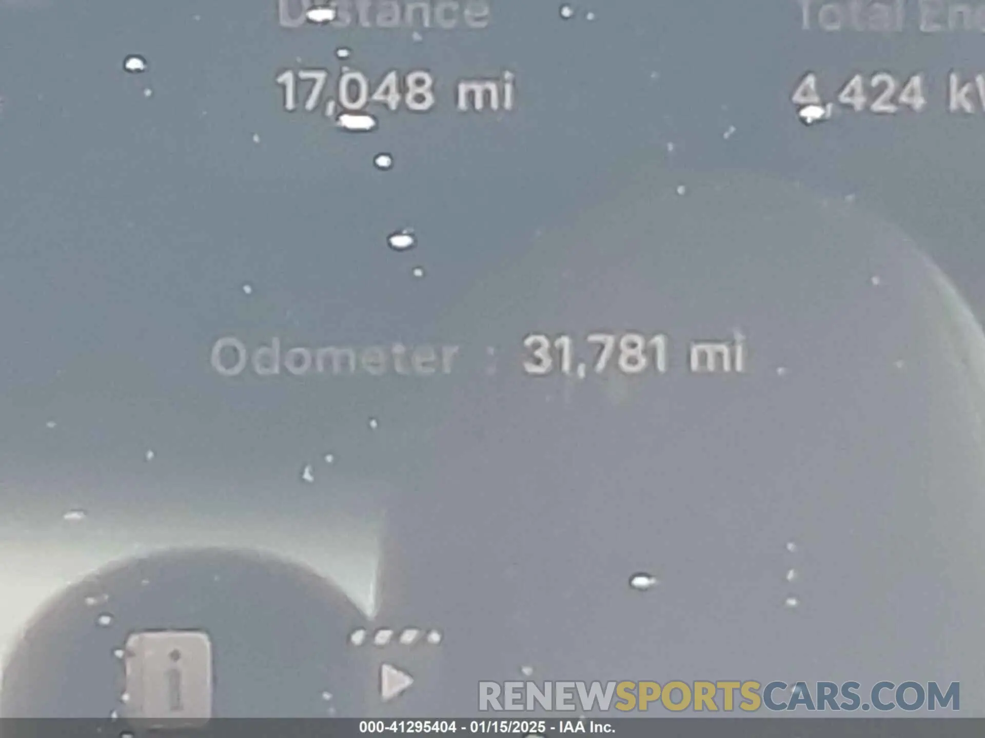 15 fotografías del automóvil dañado 5YJ3E1EA3PF499538 TESLA MODEL 3 2023