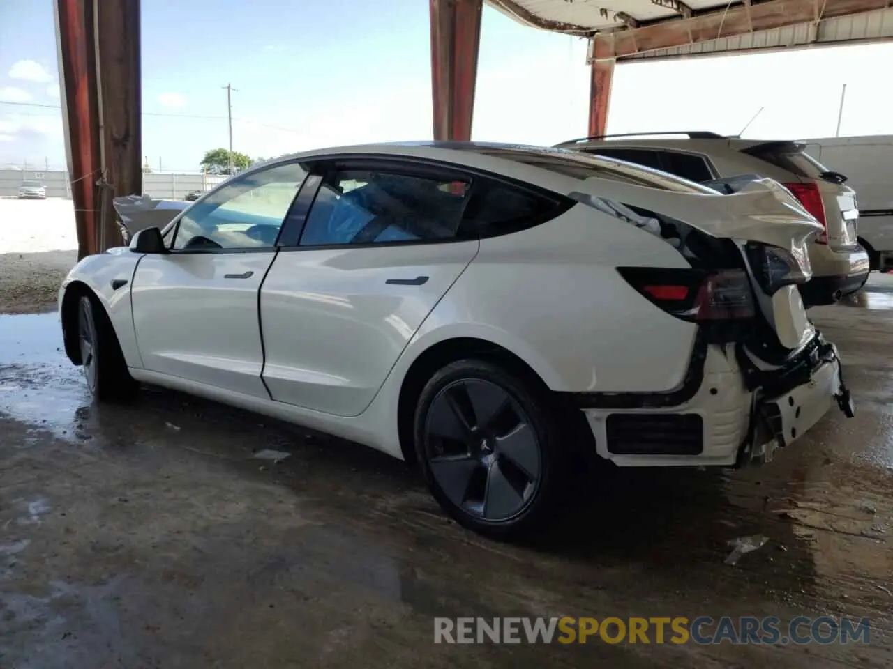 2 fotografías del automóvil dañado 5YJ3E1EA3PF515480 TESLA MODEL 3 2023