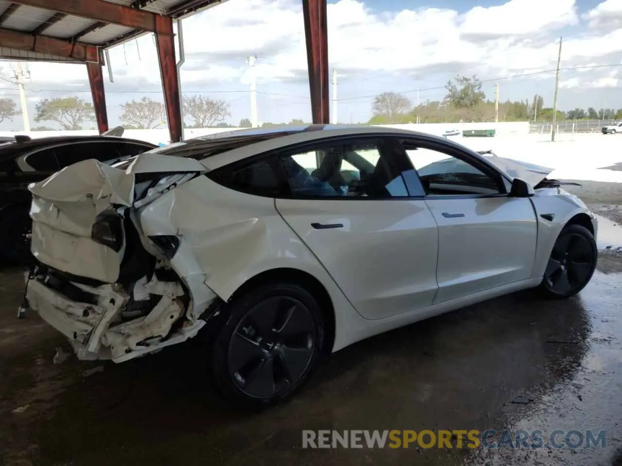 3 fotografías del automóvil dañado 5YJ3E1EA3PF515480 TESLA MODEL 3 2023