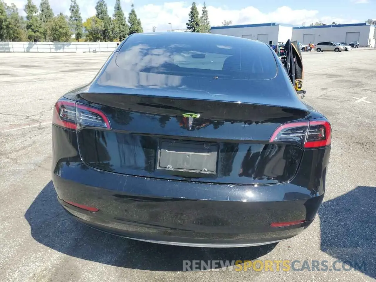 6 fotografías del automóvil dañado 5YJ3E1EA3PF546048 TESLA MODEL 3 2023