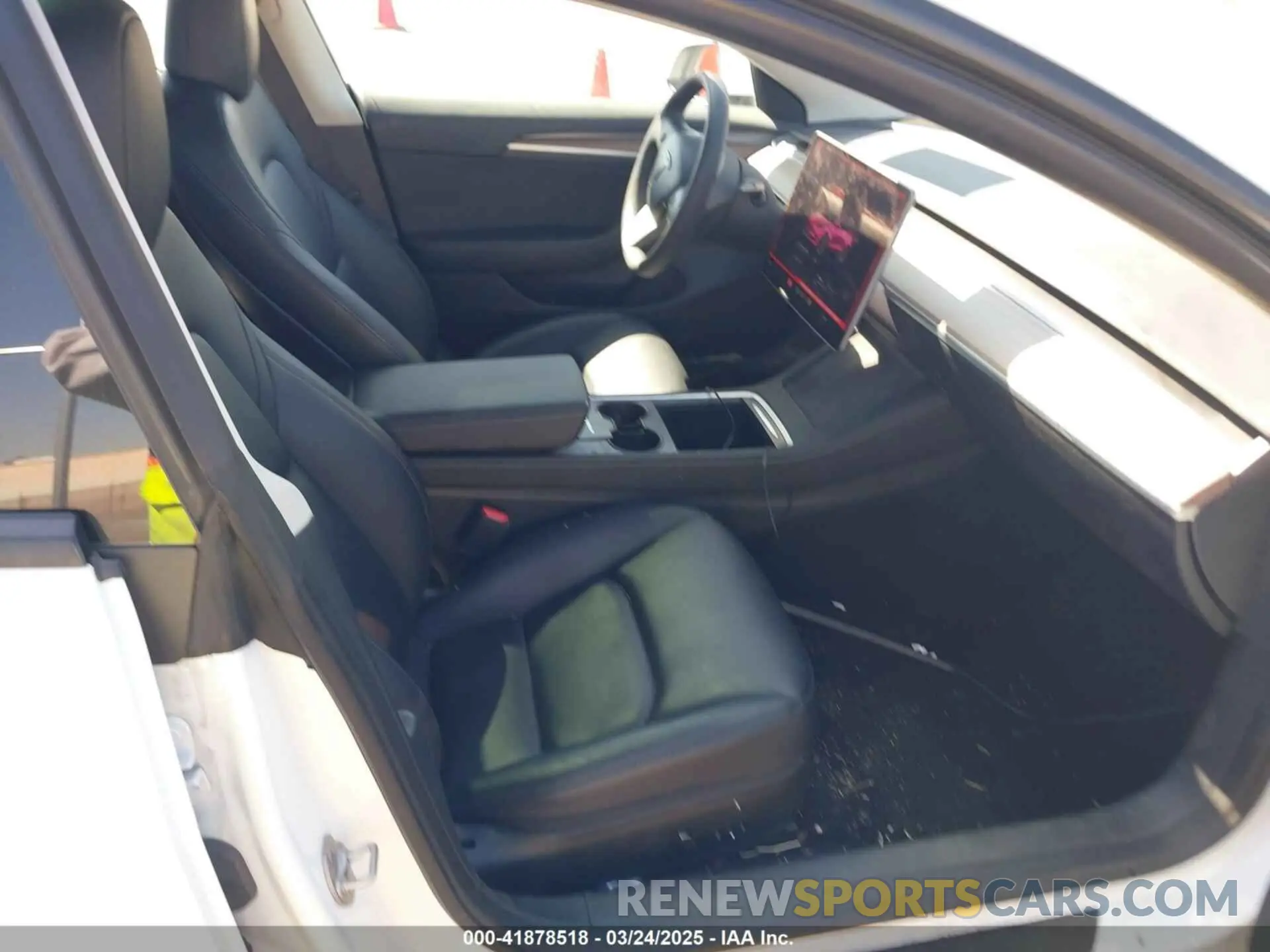5 fotografías del automóvil dañado 5YJ3E1EA3PF546518 TESLA MODEL 3 2023