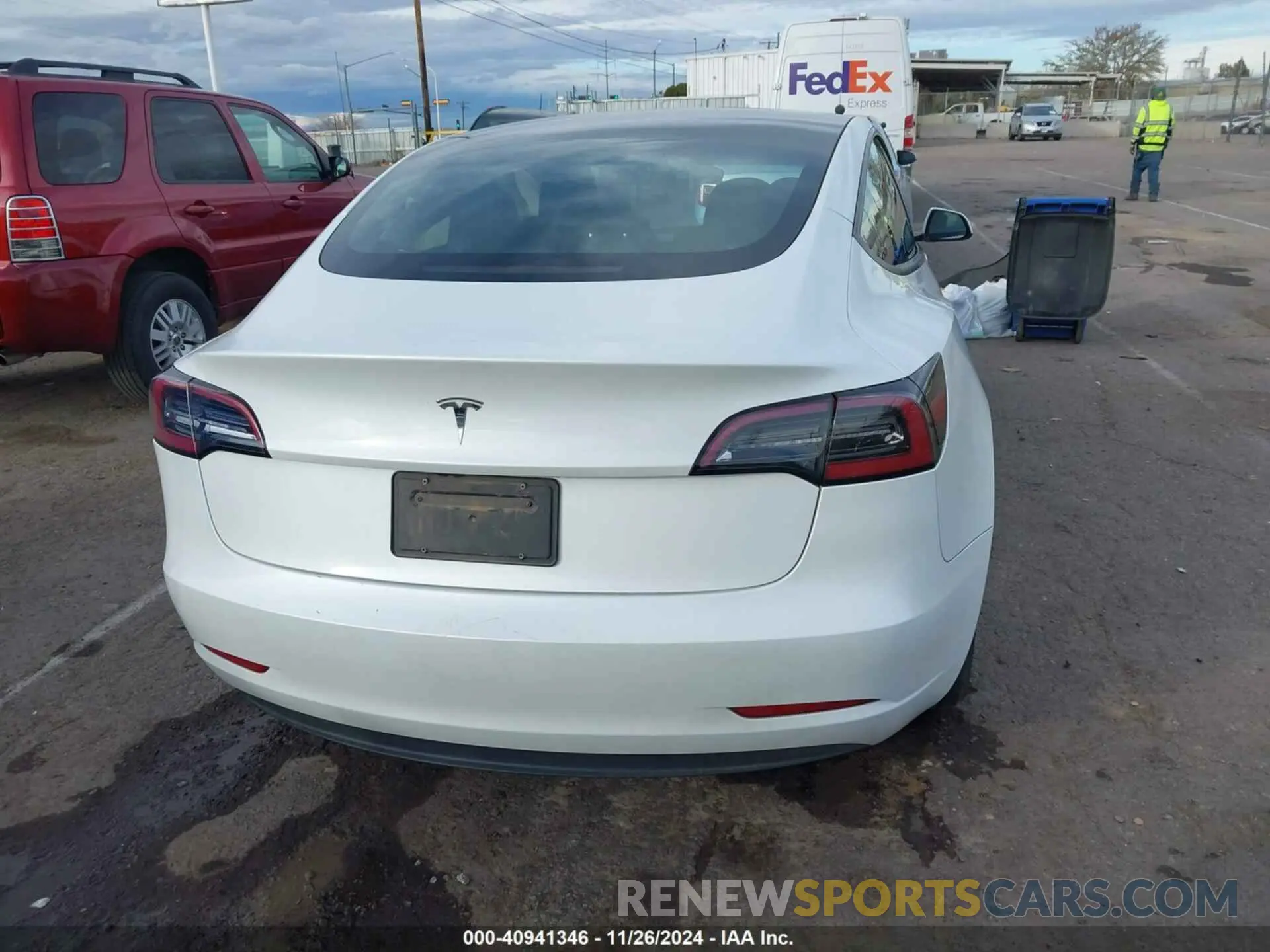 15 fotografías del automóvil dañado 5YJ3E1EA3PF550181 TESLA MODEL 3 2023