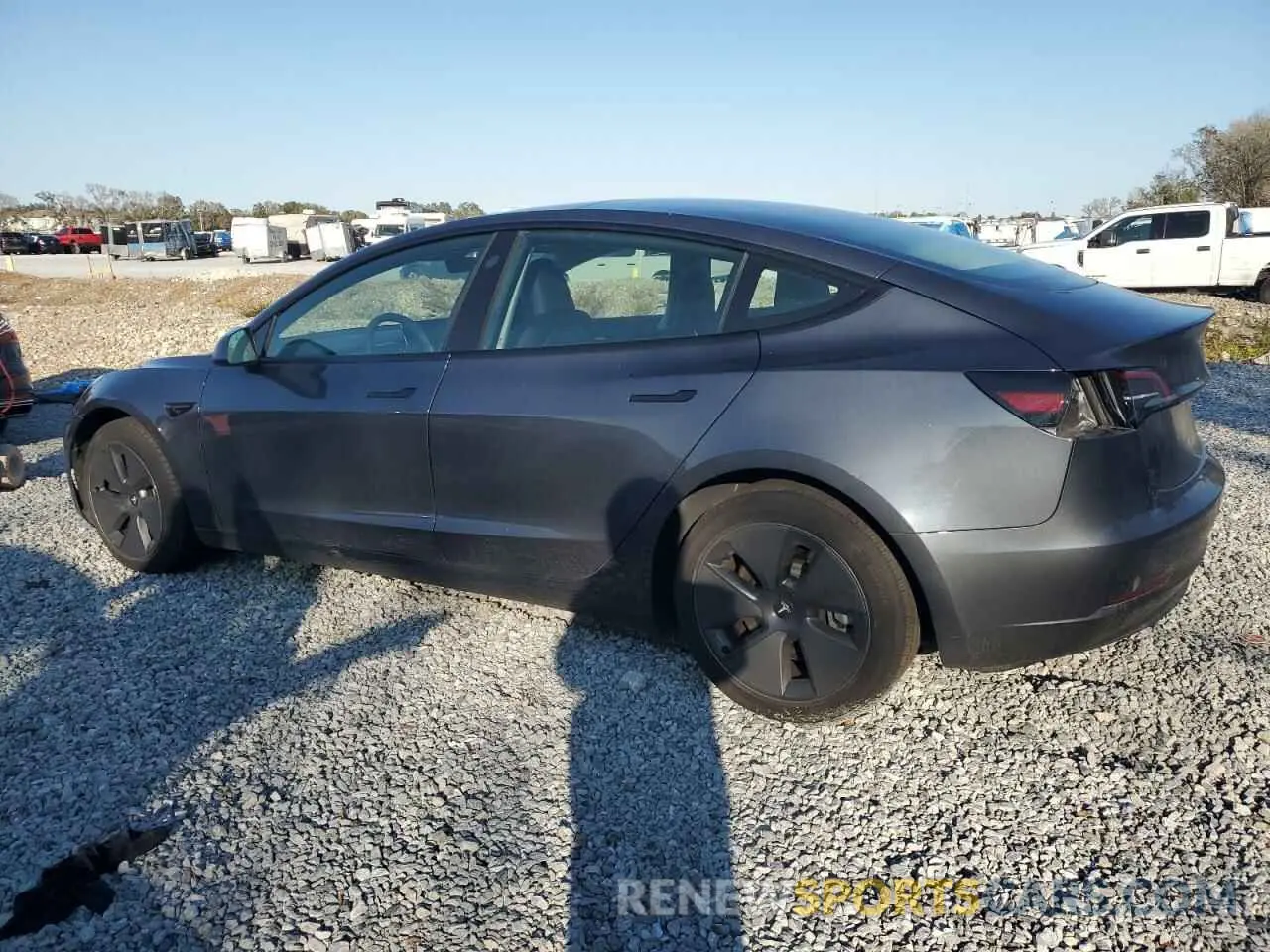 2 fotografías del automóvil dañado 5YJ3E1EA3PF553047 TESLA MODEL 3 2023