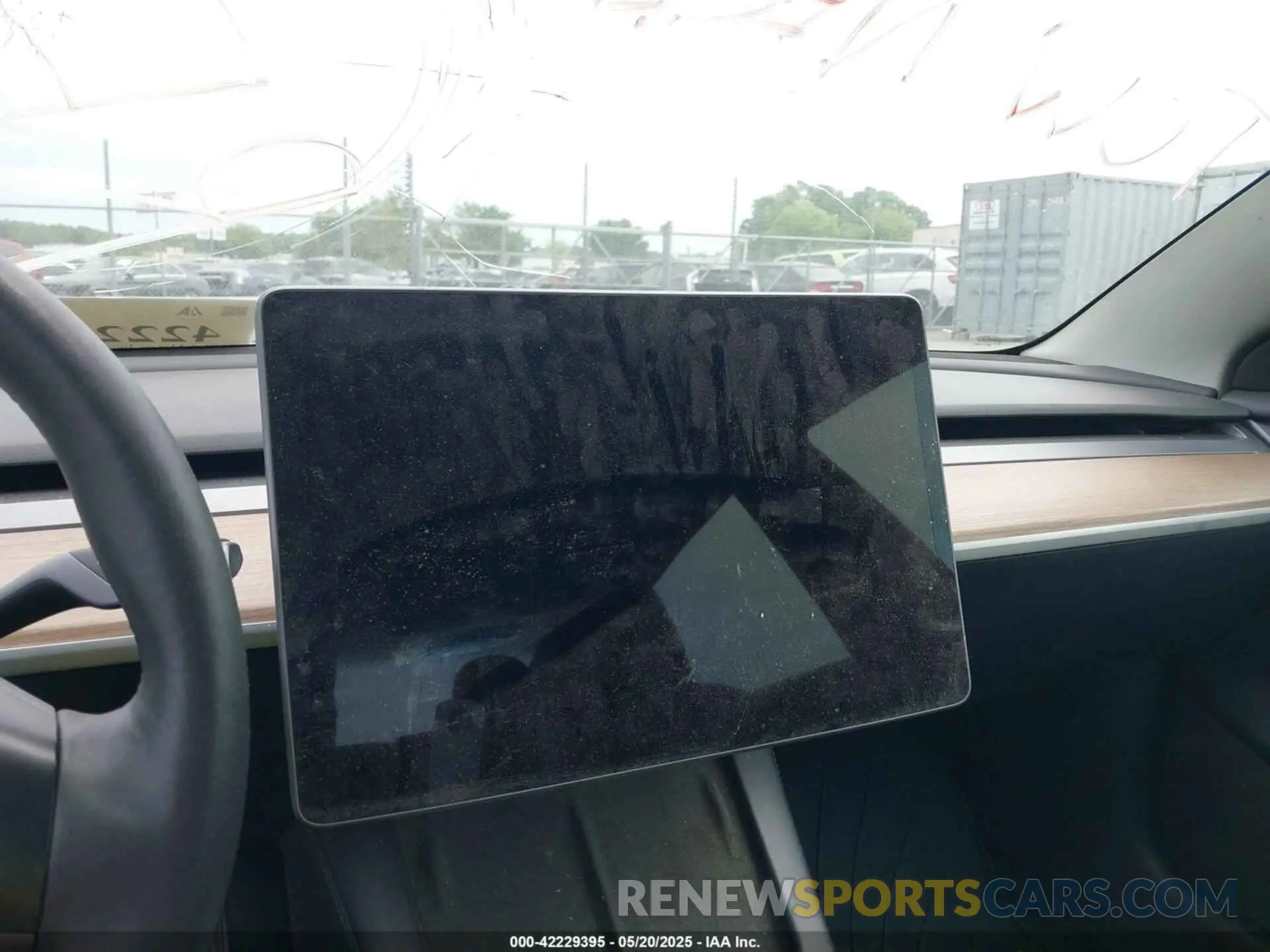 17 fotografías del automóvil dañado 5YJ3E1EA3PF556644 TESLA MODEL 3 2023
