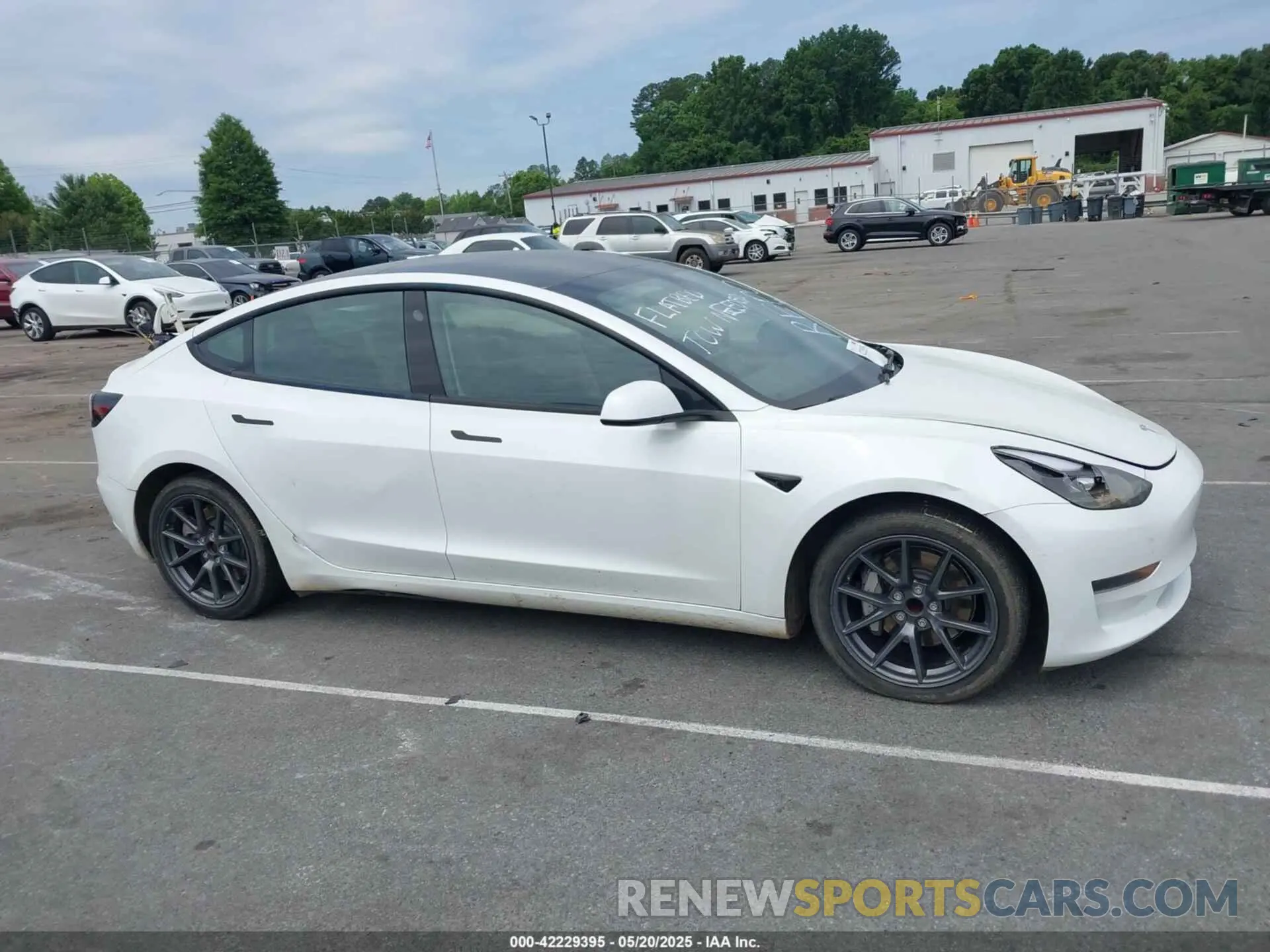 9 fotografías del automóvil dañado 5YJ3E1EA3PF556644 TESLA MODEL 3 2023