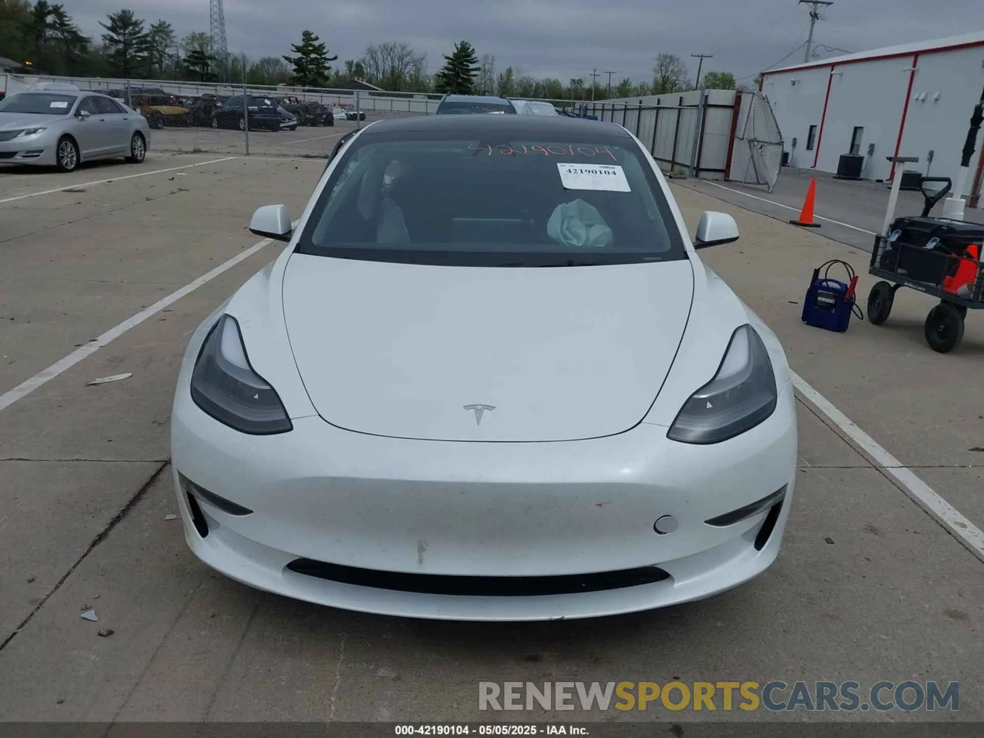 13 fotografías del automóvil dañado 5YJ3E1EA3PF563240 TESLA MODEL 3 2023