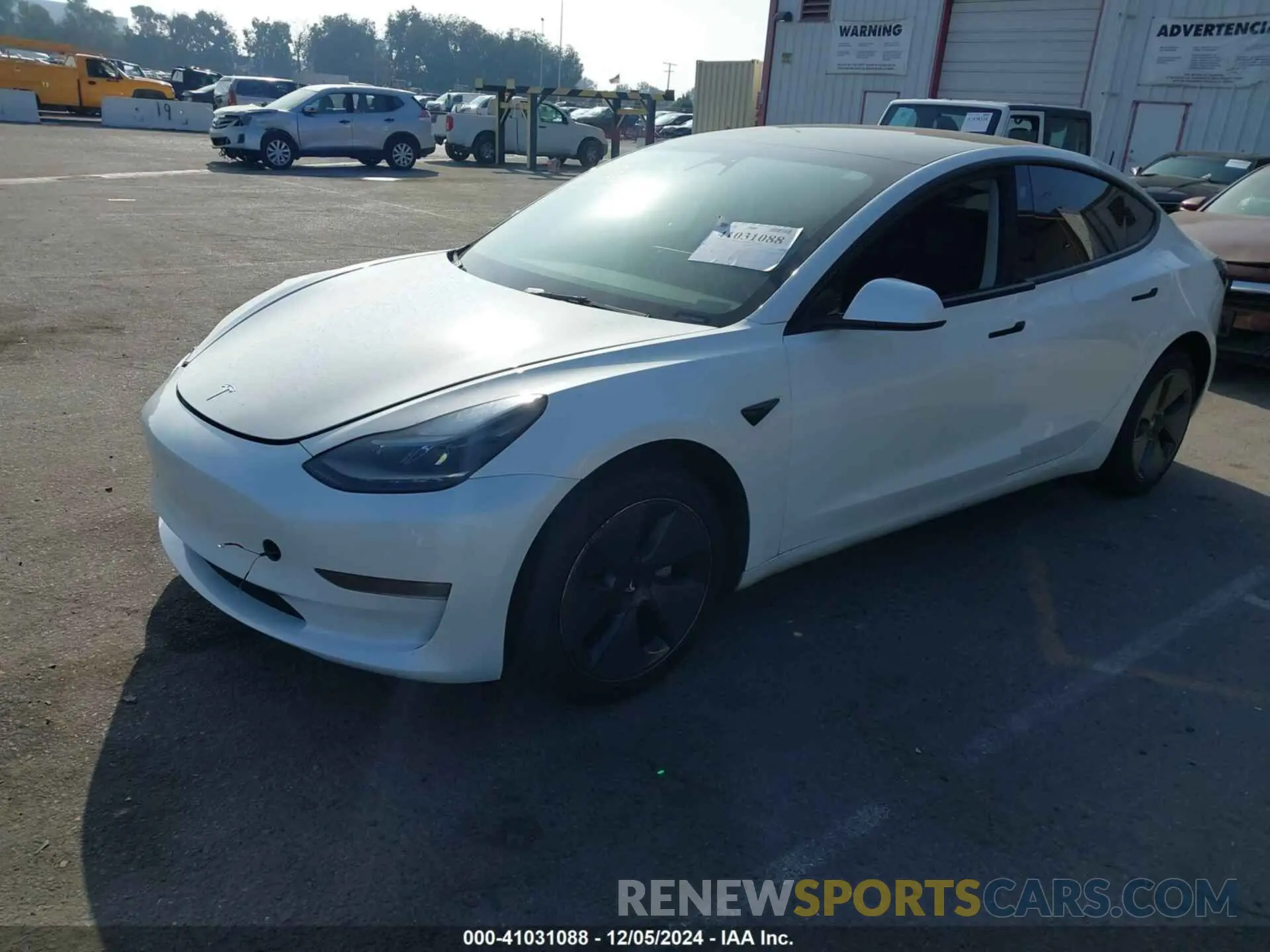 2 fotografías del automóvil dañado 5YJ3E1EA3PF565747 TESLA MODEL 3 2023