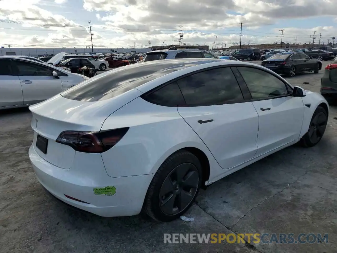 3 fotografías del automóvil dañado 5YJ3E1EA3PF579681 TESLA MODEL 3 2023