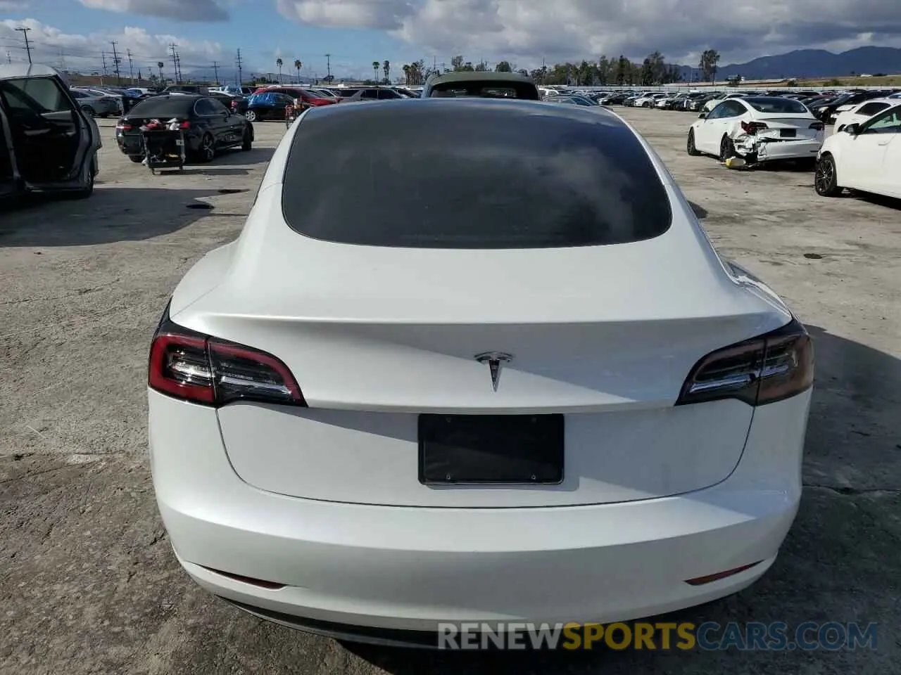 6 fotografías del automóvil dañado 5YJ3E1EA3PF579681 TESLA MODEL 3 2023