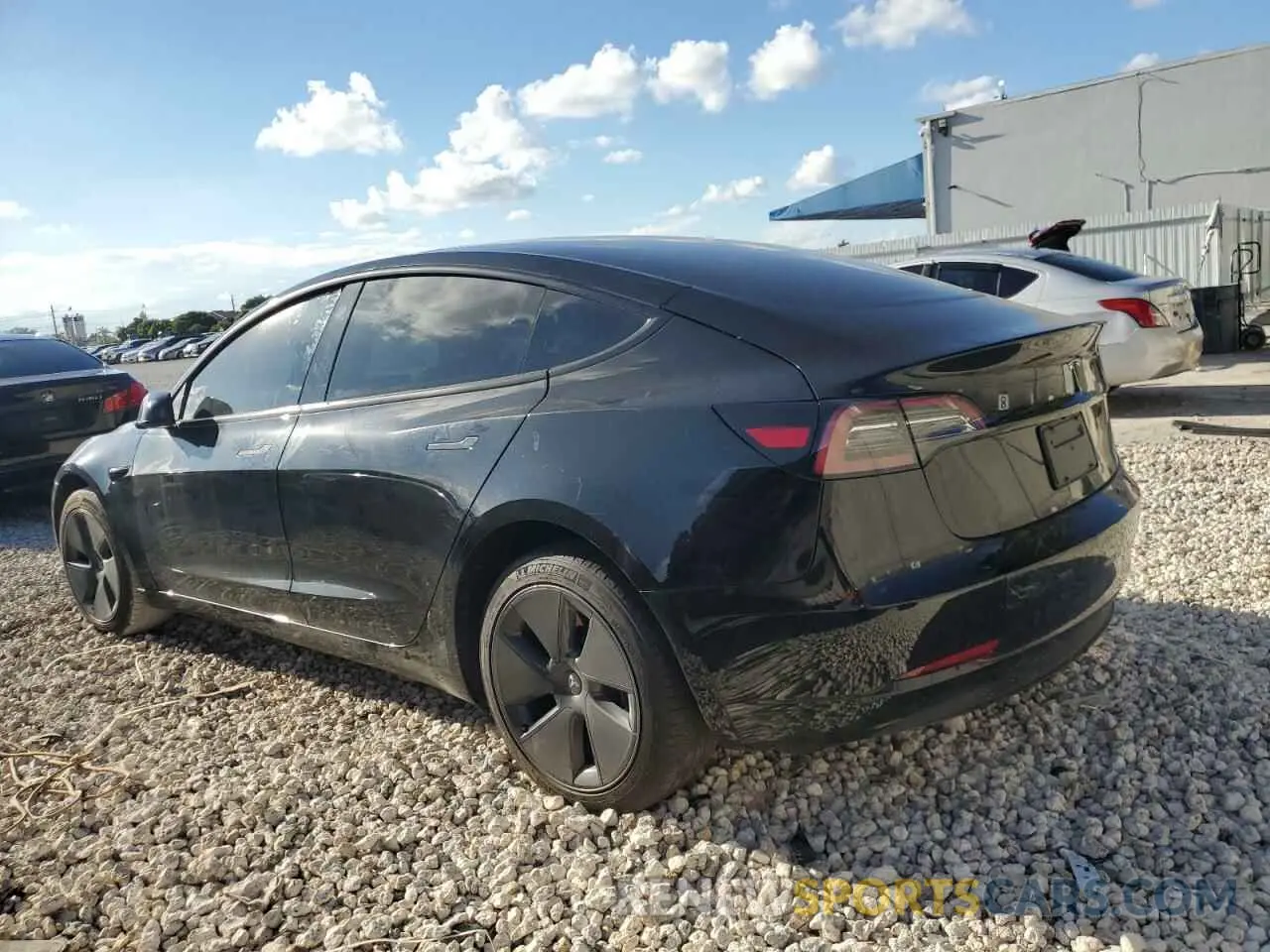 2 fotografías del automóvil dañado 5YJ3E1EA3PF595248 TESLA MODEL 3 2023