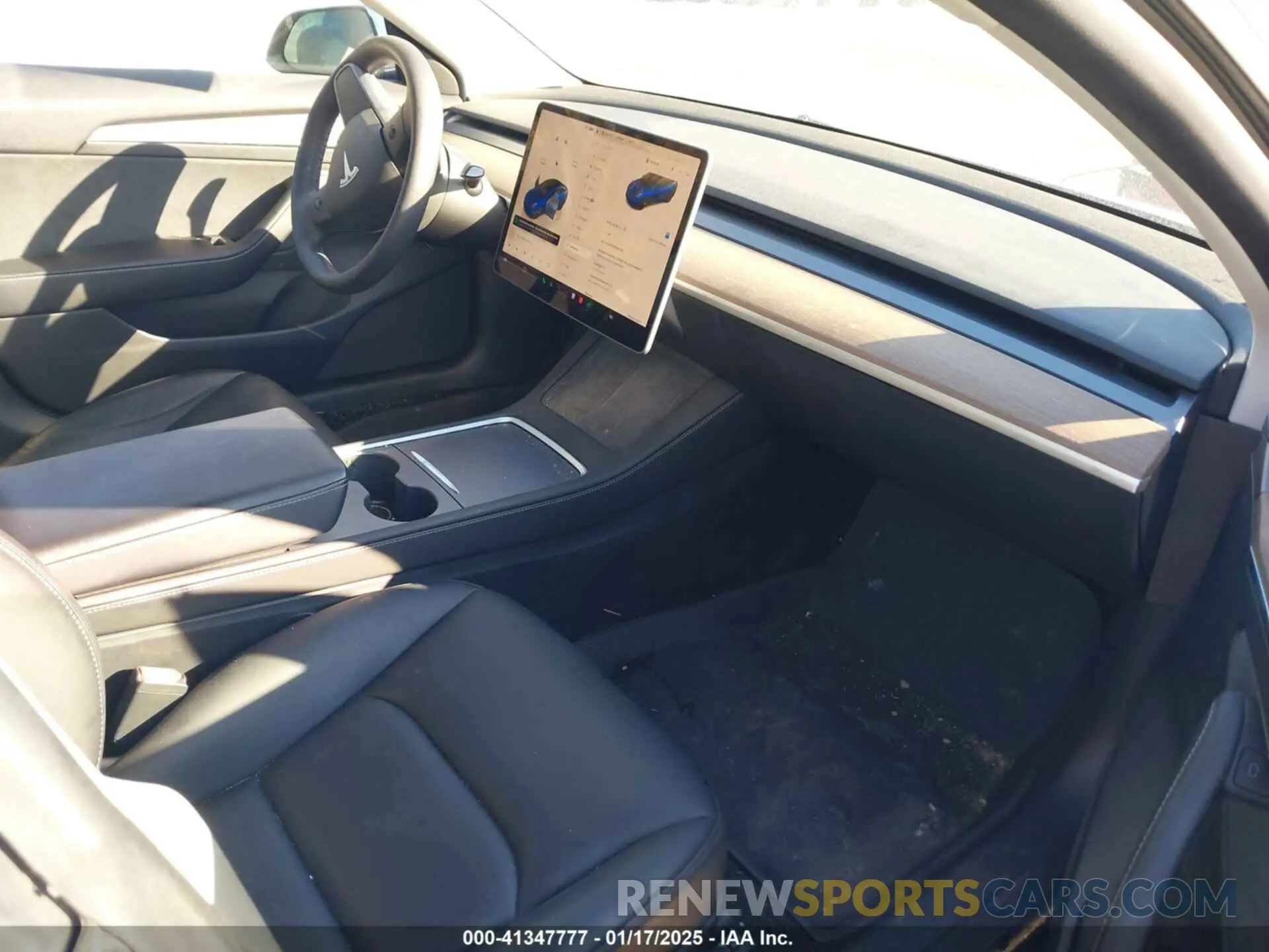 5 fotografías del automóvil dañado 5YJ3E1EA3PF644822 TESLA MODEL 3 2023