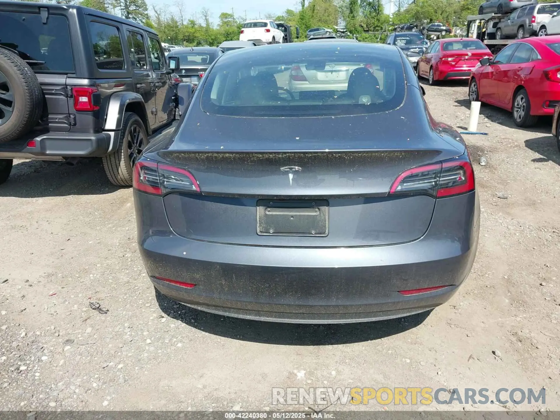 16 fotografías del automóvil dañado 5YJ3E1EA3PF686679 TESLA MODEL 3 2023