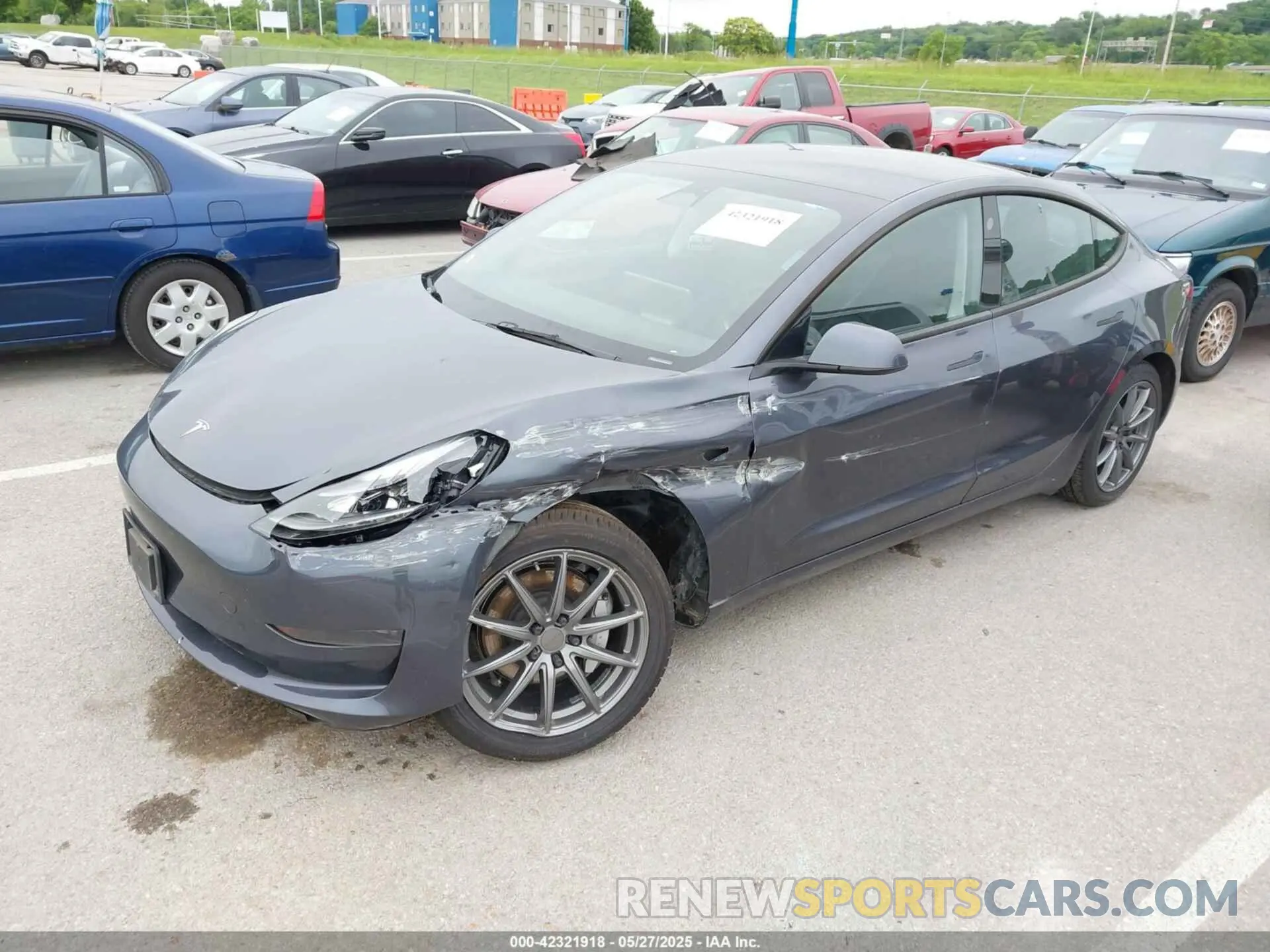 2 fotografías del automóvil dañado 5YJ3E1EA3PF691297 TESLA MODEL 3 2023
