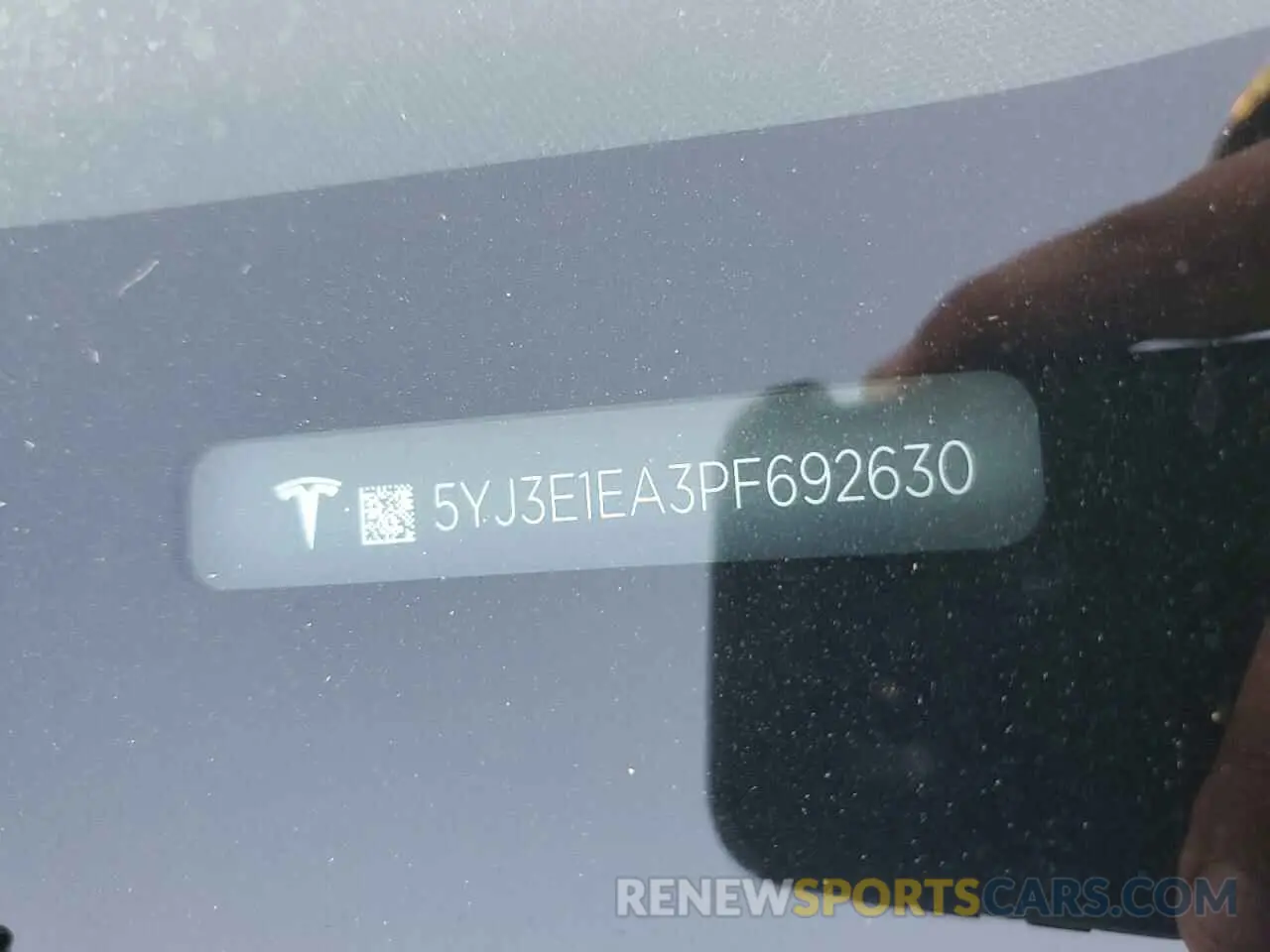 13 fotografías del automóvil dañado 5YJ3E1EA3PF692630 TESLA MODEL 3 2023