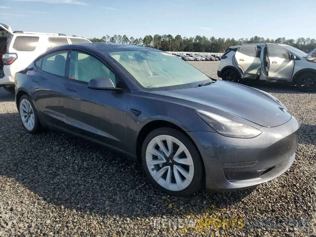 4 fotografías del automóvil dañado 5YJ3E1EA3PF692630 TESLA MODEL 3 2023