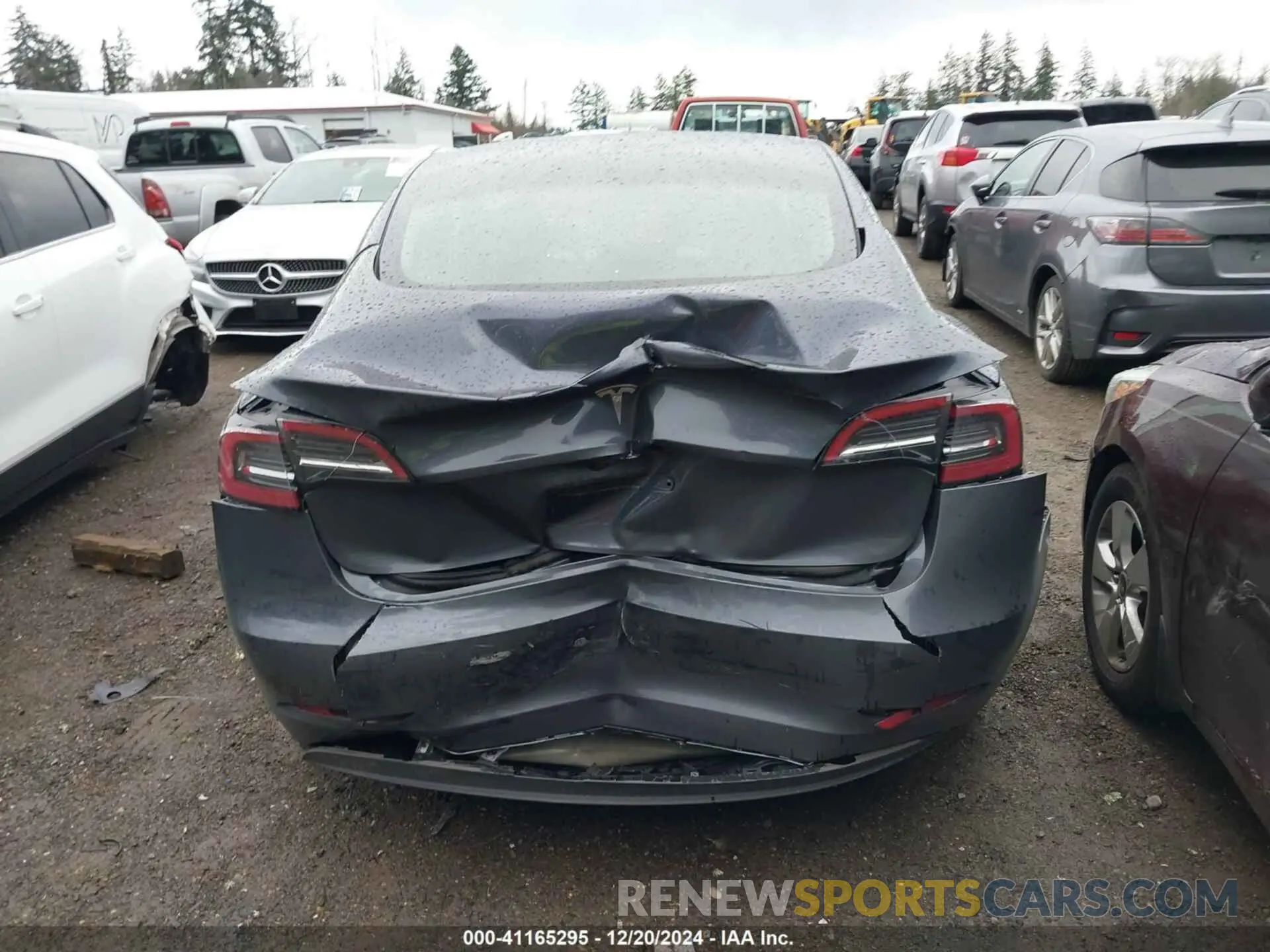 15 fotografías del automóvil dañado 5YJ3E1EA3PF715968 TESLA MODEL 3 2023