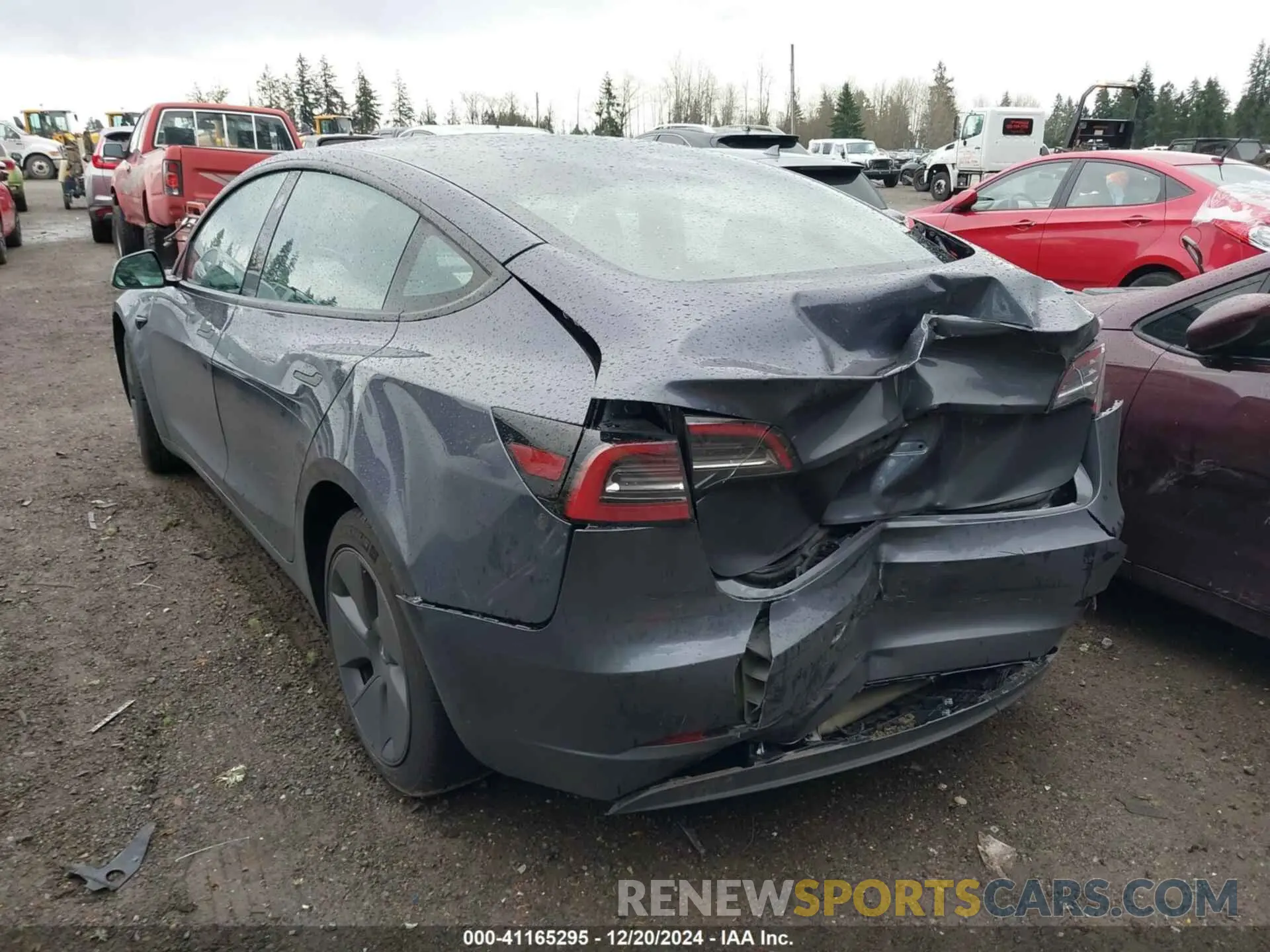 3 fotografías del automóvil dañado 5YJ3E1EA3PF715968 TESLA MODEL 3 2023