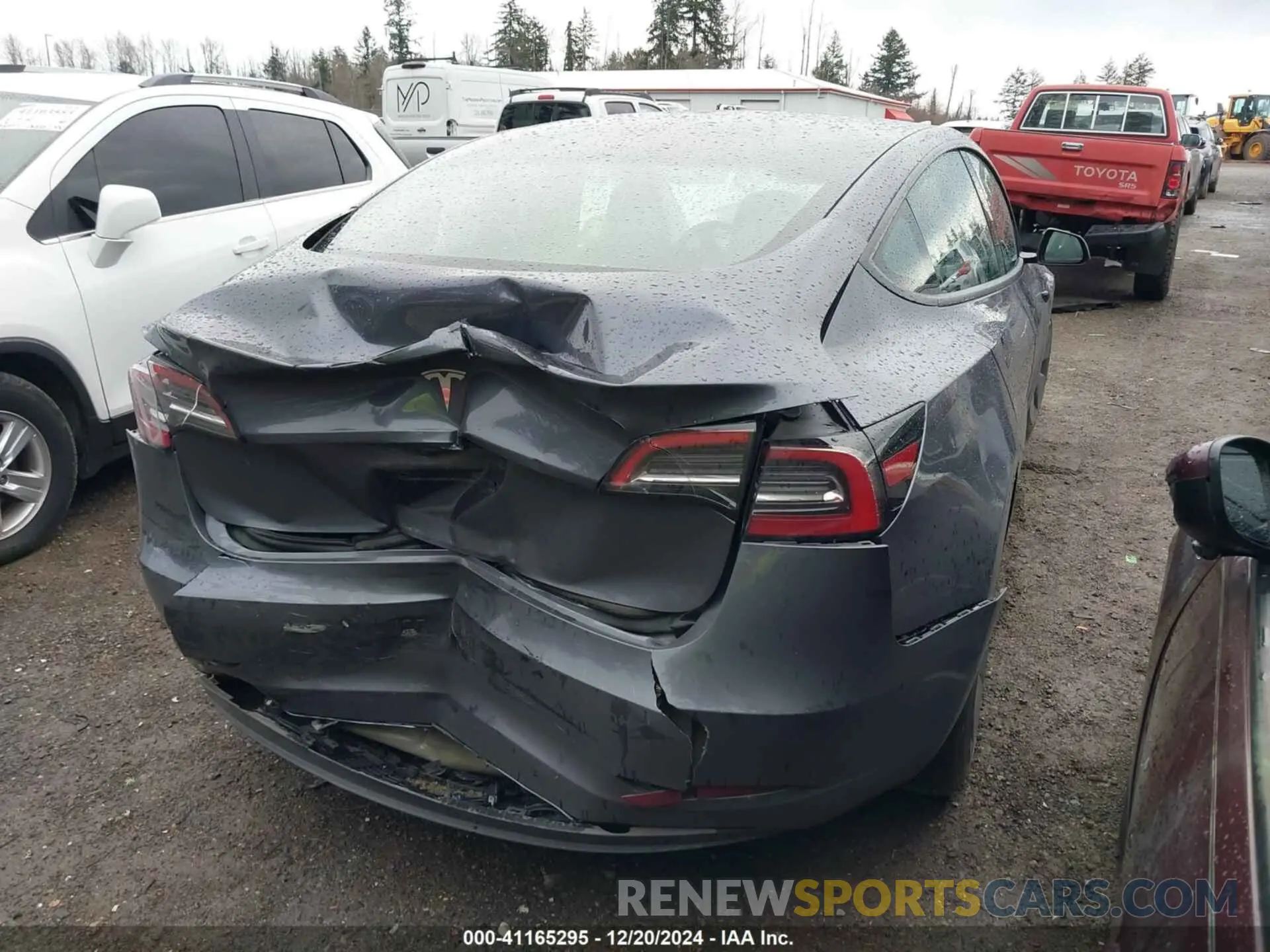 4 fotografías del automóvil dañado 5YJ3E1EA3PF715968 TESLA MODEL 3 2023