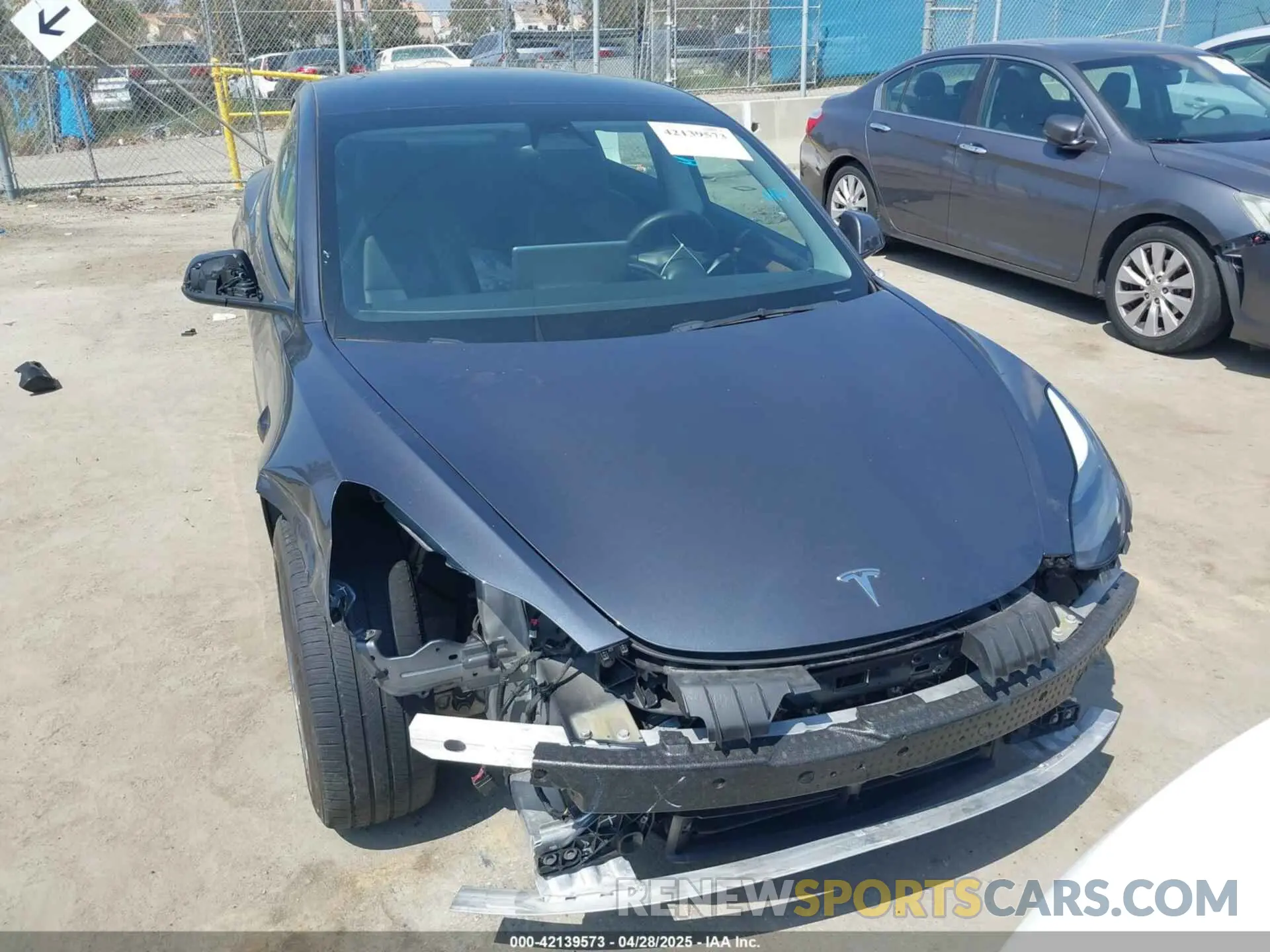 13 fotografías del automóvil dañado 5YJ3E1EA4PF398573 TESLA MODEL 3 2023