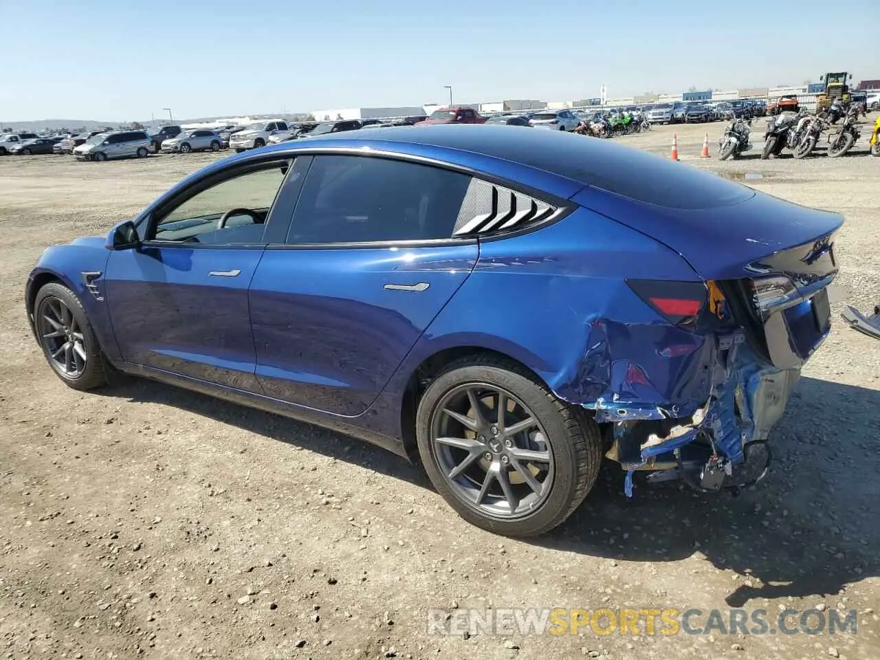 2 fotografías del automóvil dañado 5YJ3E1EA4PF457590 TESLA MODEL 3 2023