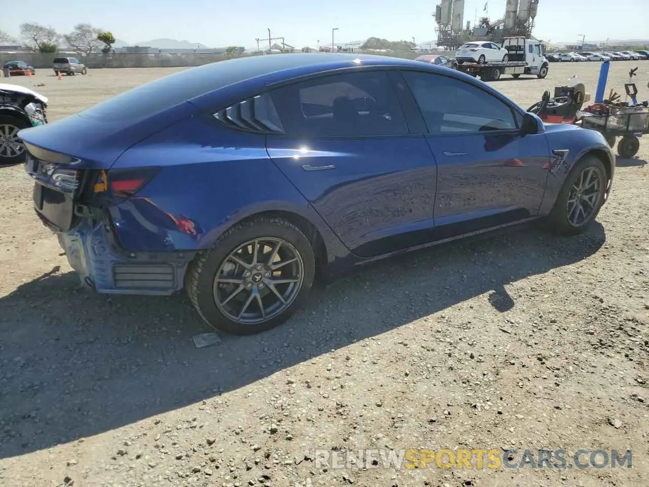 3 fotografías del automóvil dañado 5YJ3E1EA4PF457590 TESLA MODEL 3 2023