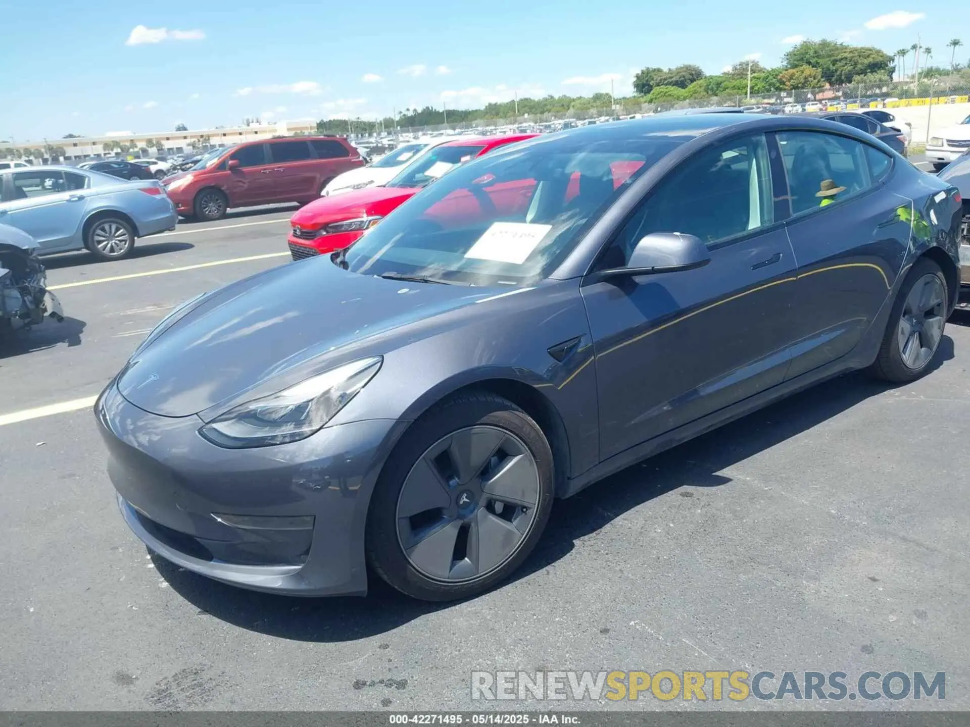 2 fotografías del automóvil dañado 5YJ3E1EA4PF461624 TESLA MODEL 3 2023