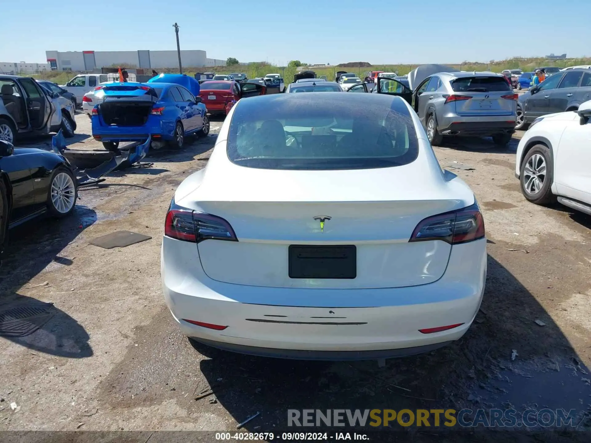 16 fotografías del automóvil dañado 5YJ3E1EA4PF475426 TESLA MODEL 3 2023