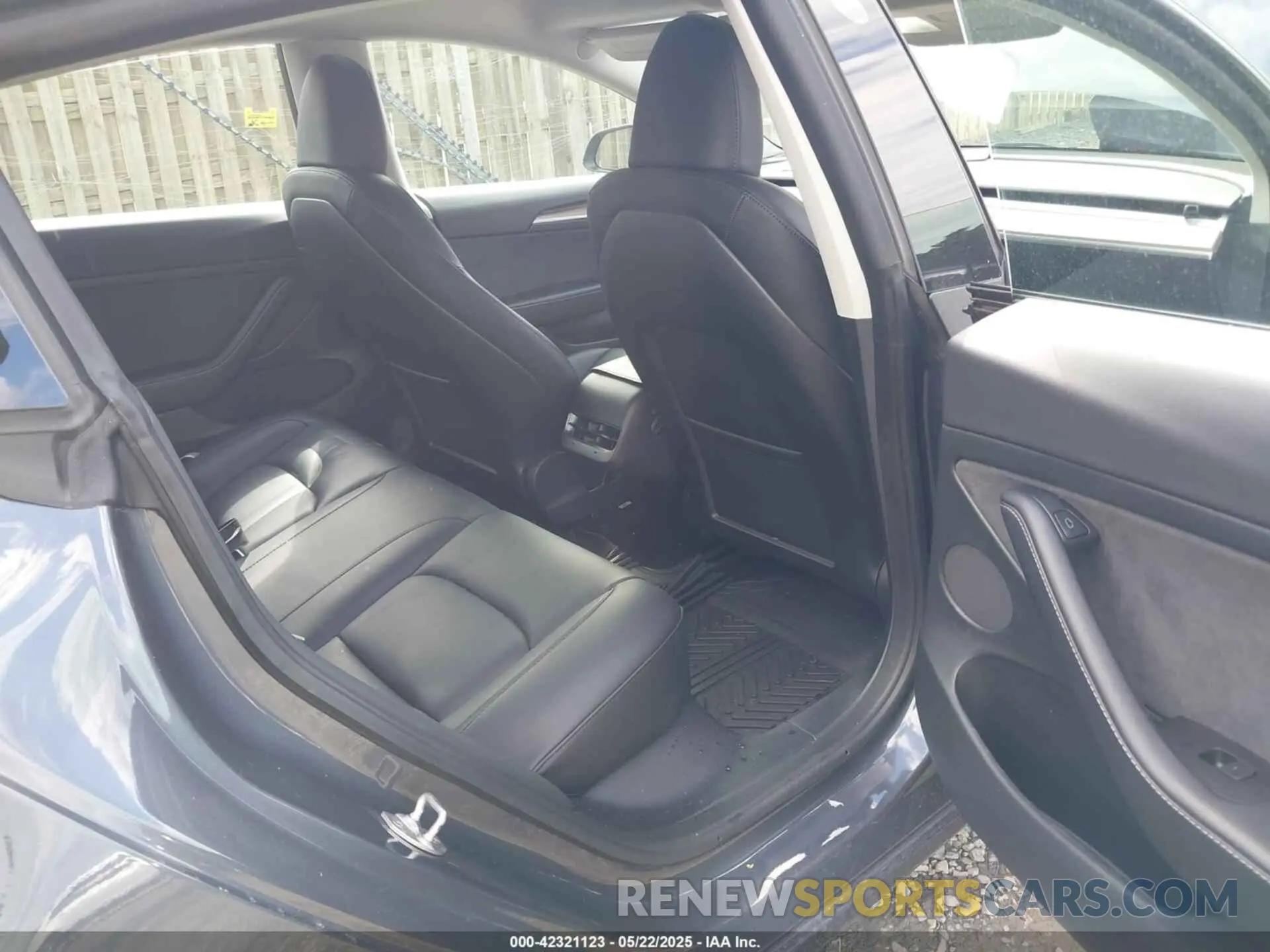 8 fotografías del automóvil dañado 5YJ3E1EA4PF515844 TESLA MODEL 3 2023