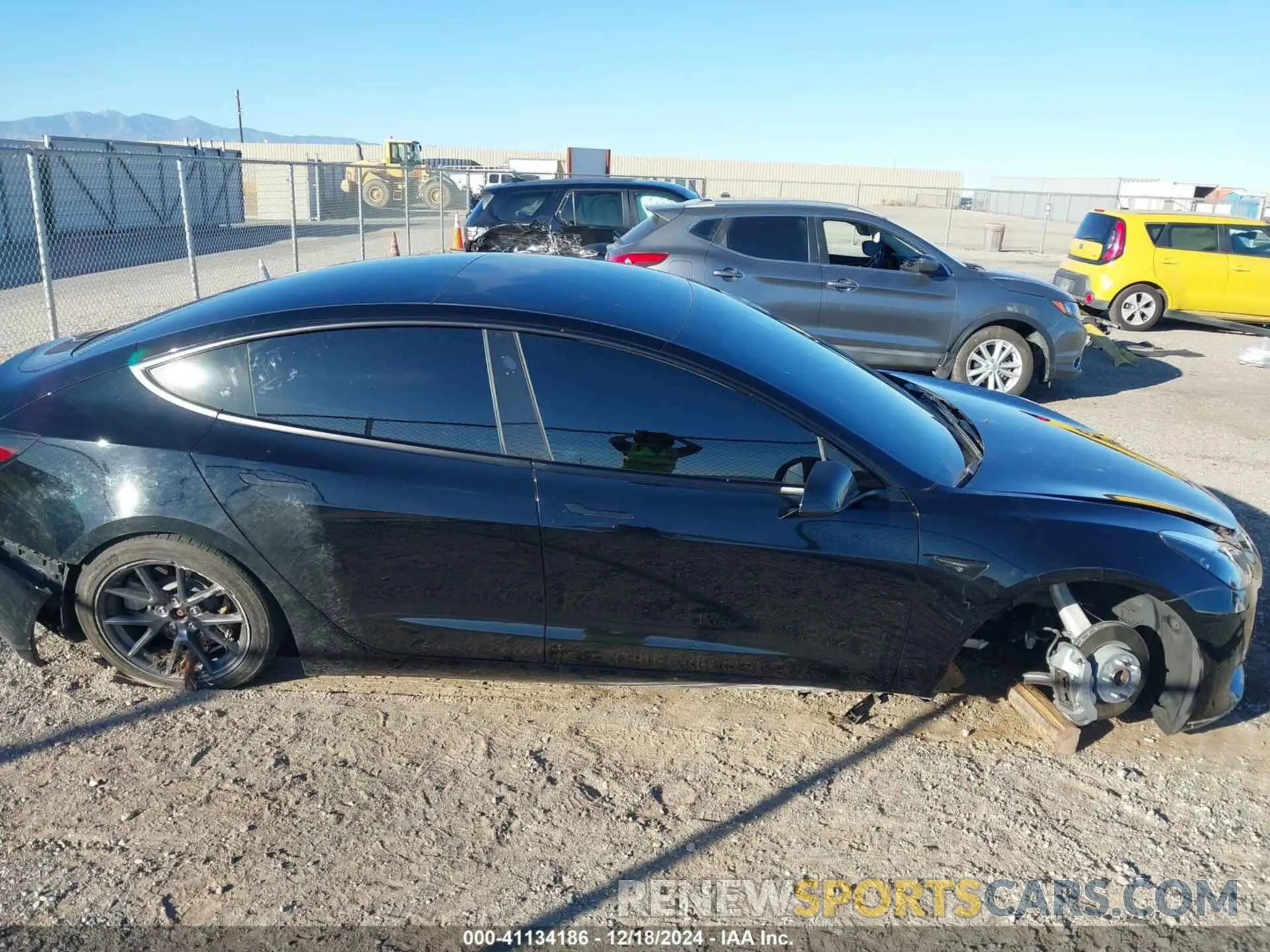 14 fotografías del automóvil dañado 5YJ3E1EA4PF555275 TESLA MODEL 3 2023