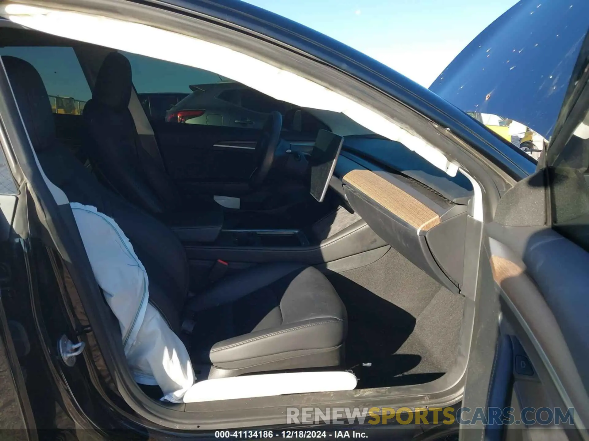5 fotografías del automóvil dañado 5YJ3E1EA4PF555275 TESLA MODEL 3 2023