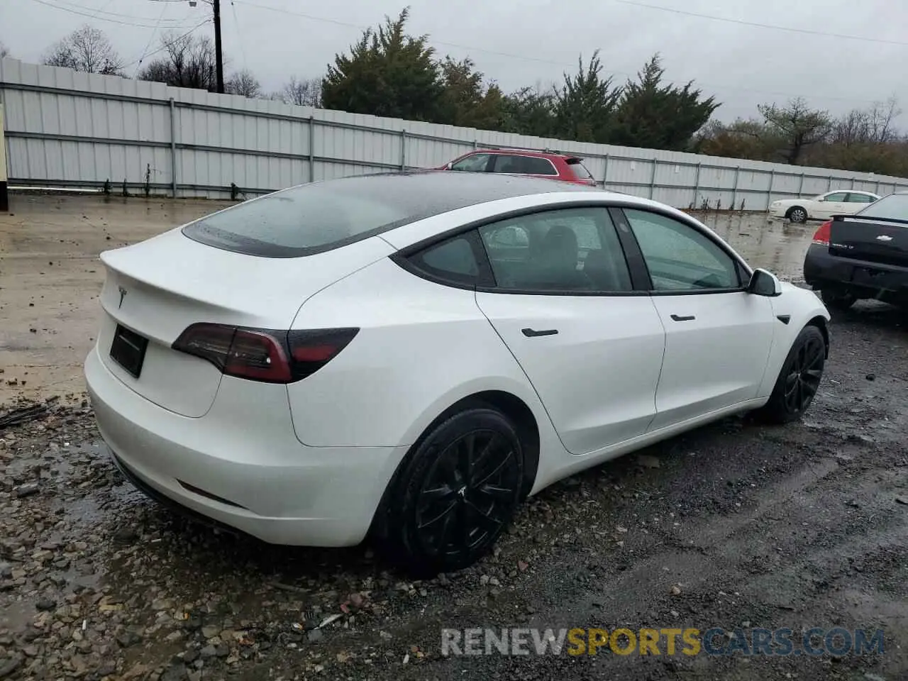 3 fotografías del automóvil dañado 5YJ3E1EA4PF556071 TESLA MODEL 3 2023