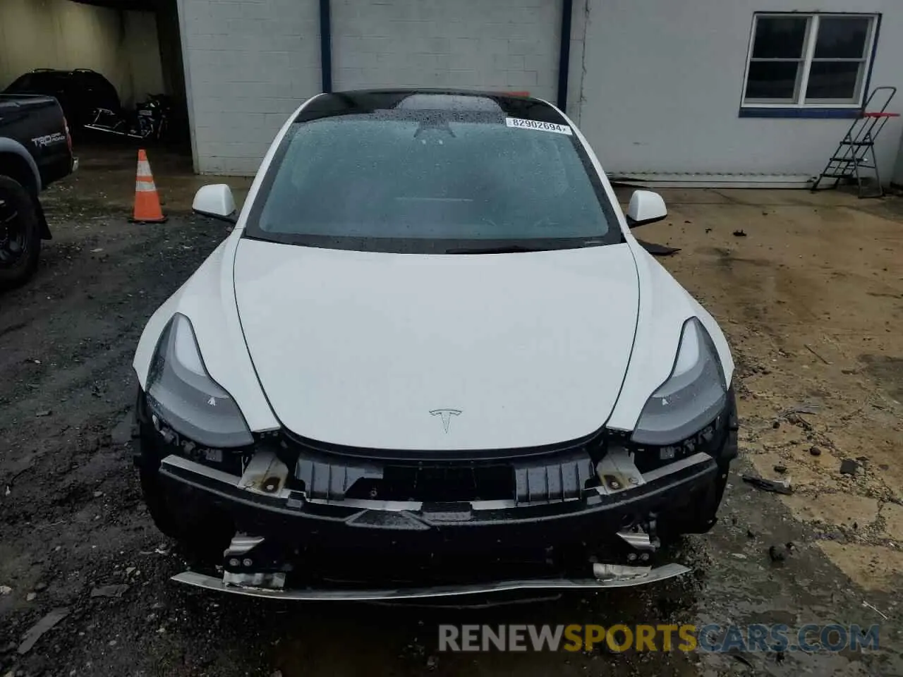 5 fotografías del automóvil dañado 5YJ3E1EA4PF556071 TESLA MODEL 3 2023